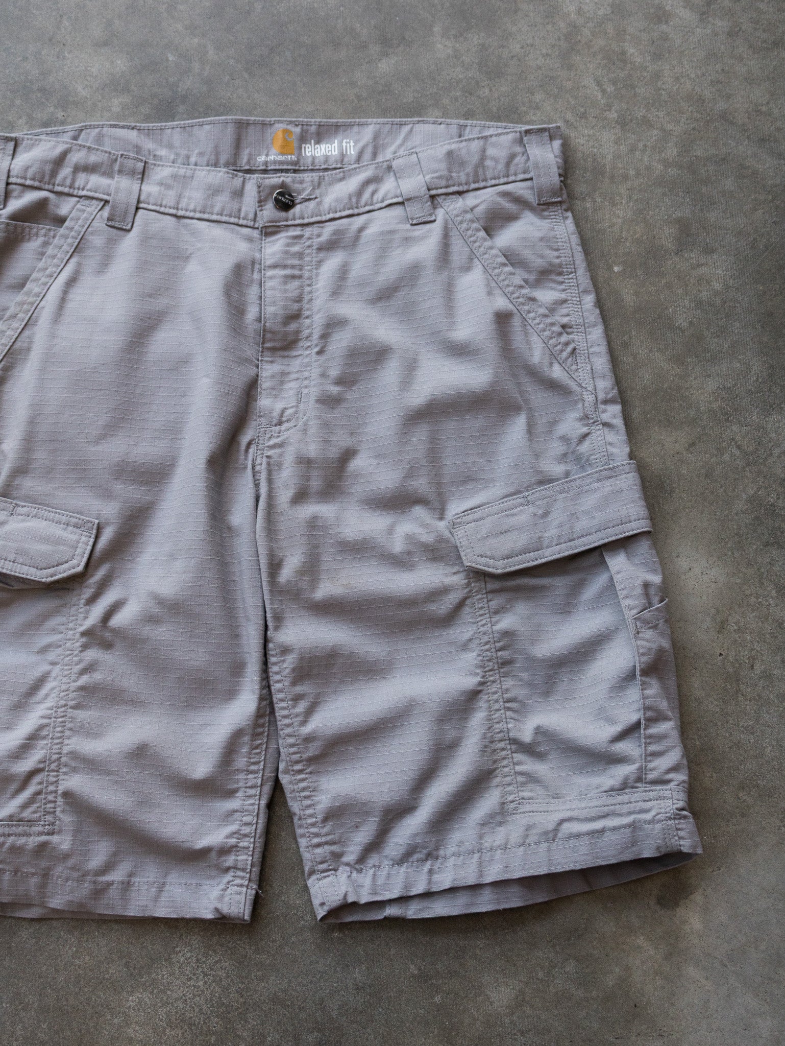 Vintage Grey Carhartt Cargo Shorts (W34)