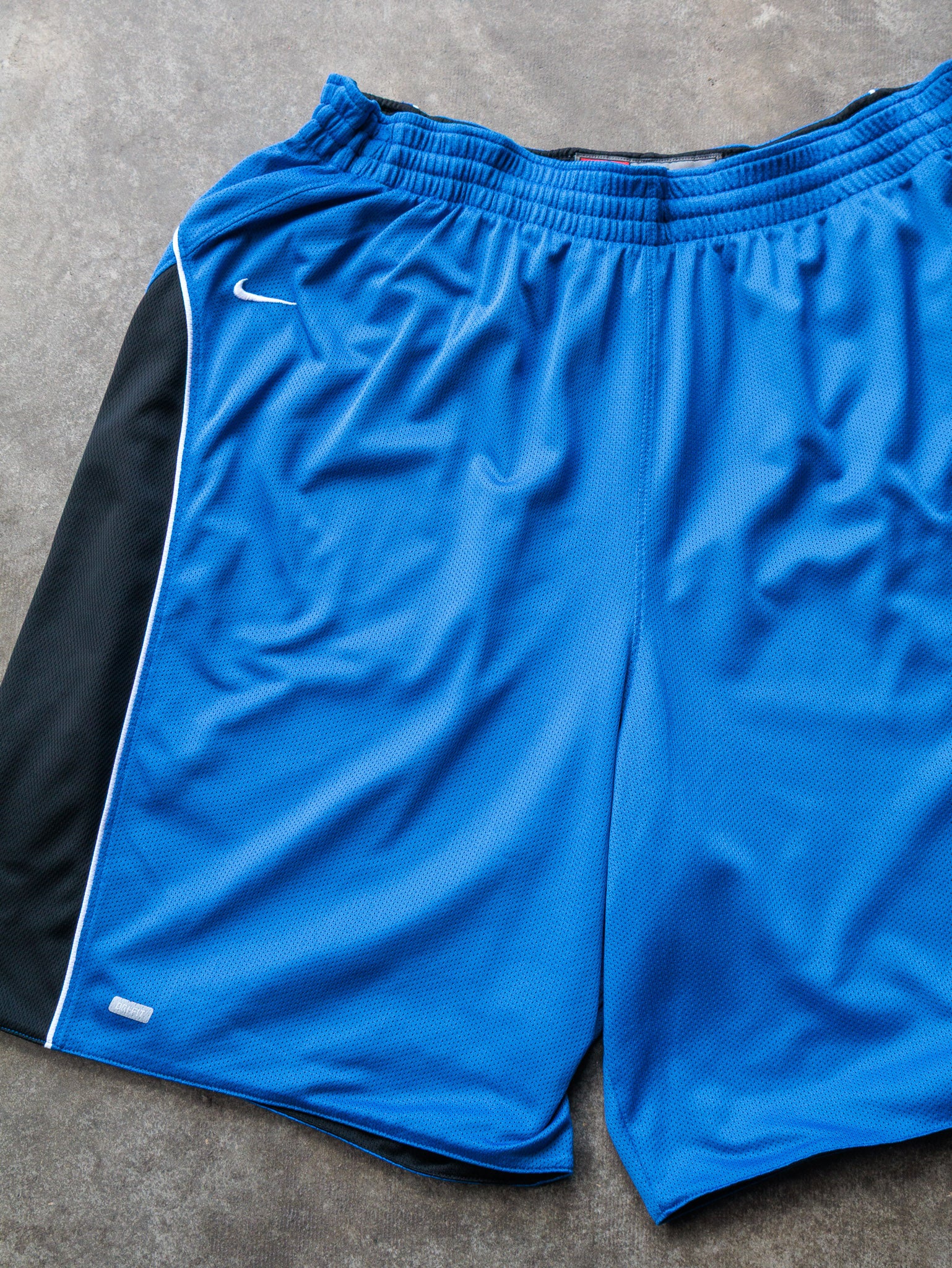 Vintage Nike Duke Blue Devils Shorts (L)