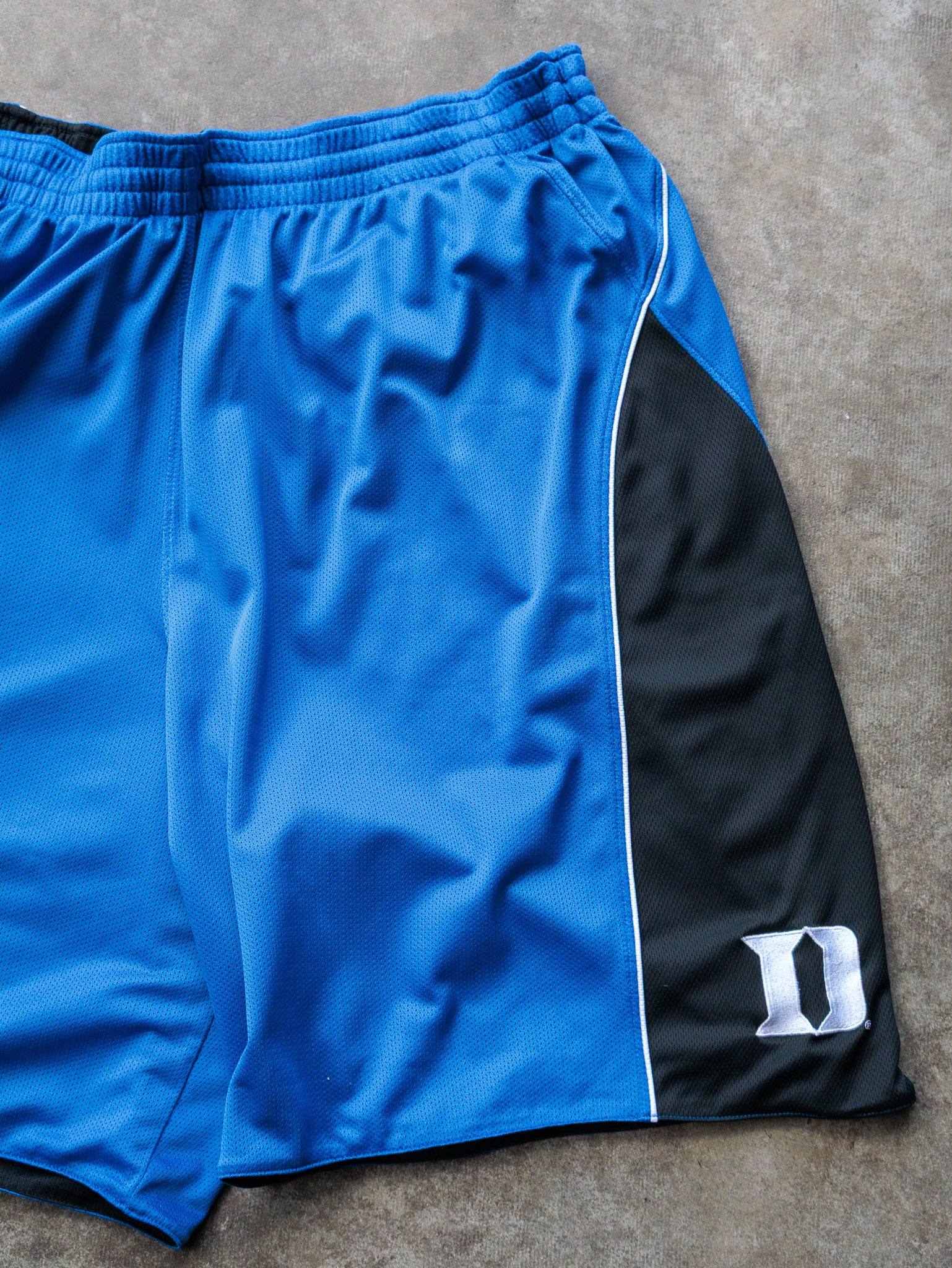 Vintage Nike Duke Blue Devils Shorts (L)