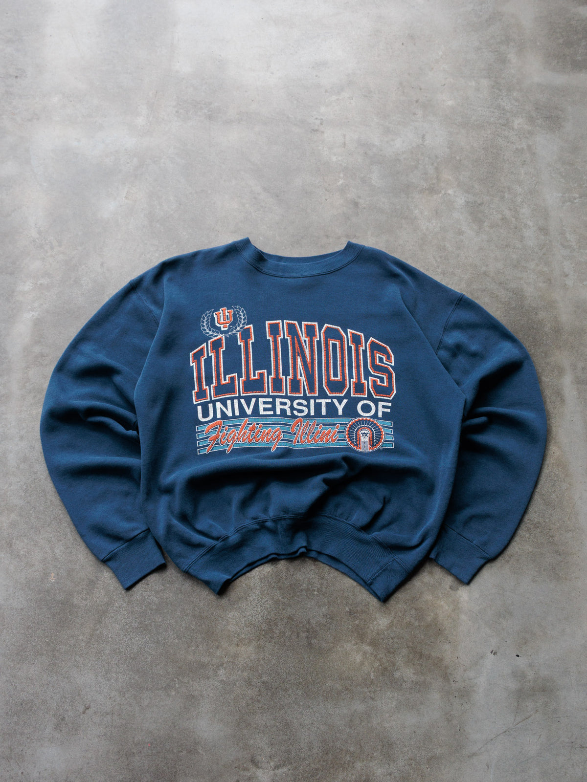 Vintage 90s Navy University of Illinois Fighting Illini Sweatshirt (L)