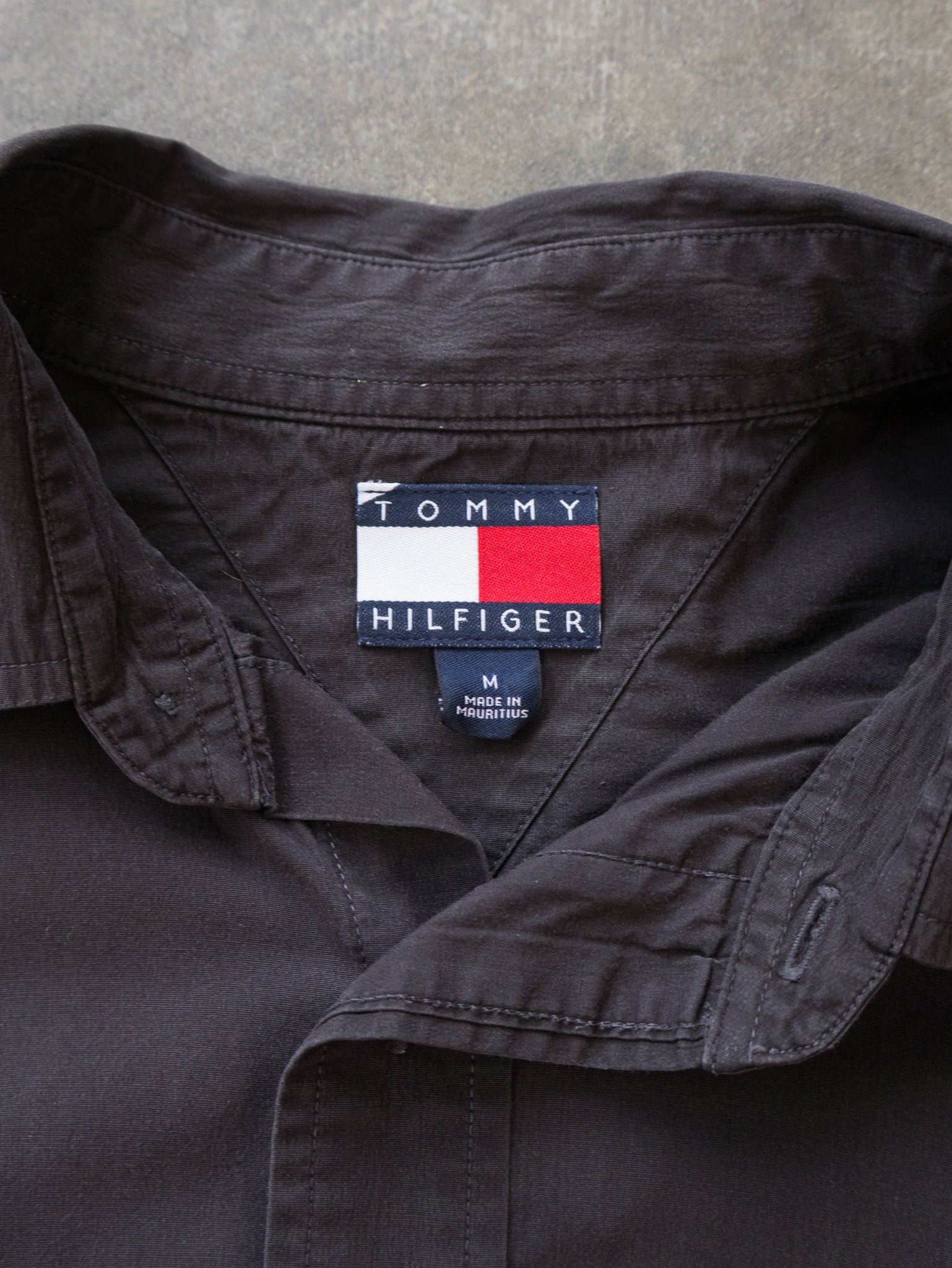 Vintage Black Tommy Hilfiger Shirt (M)