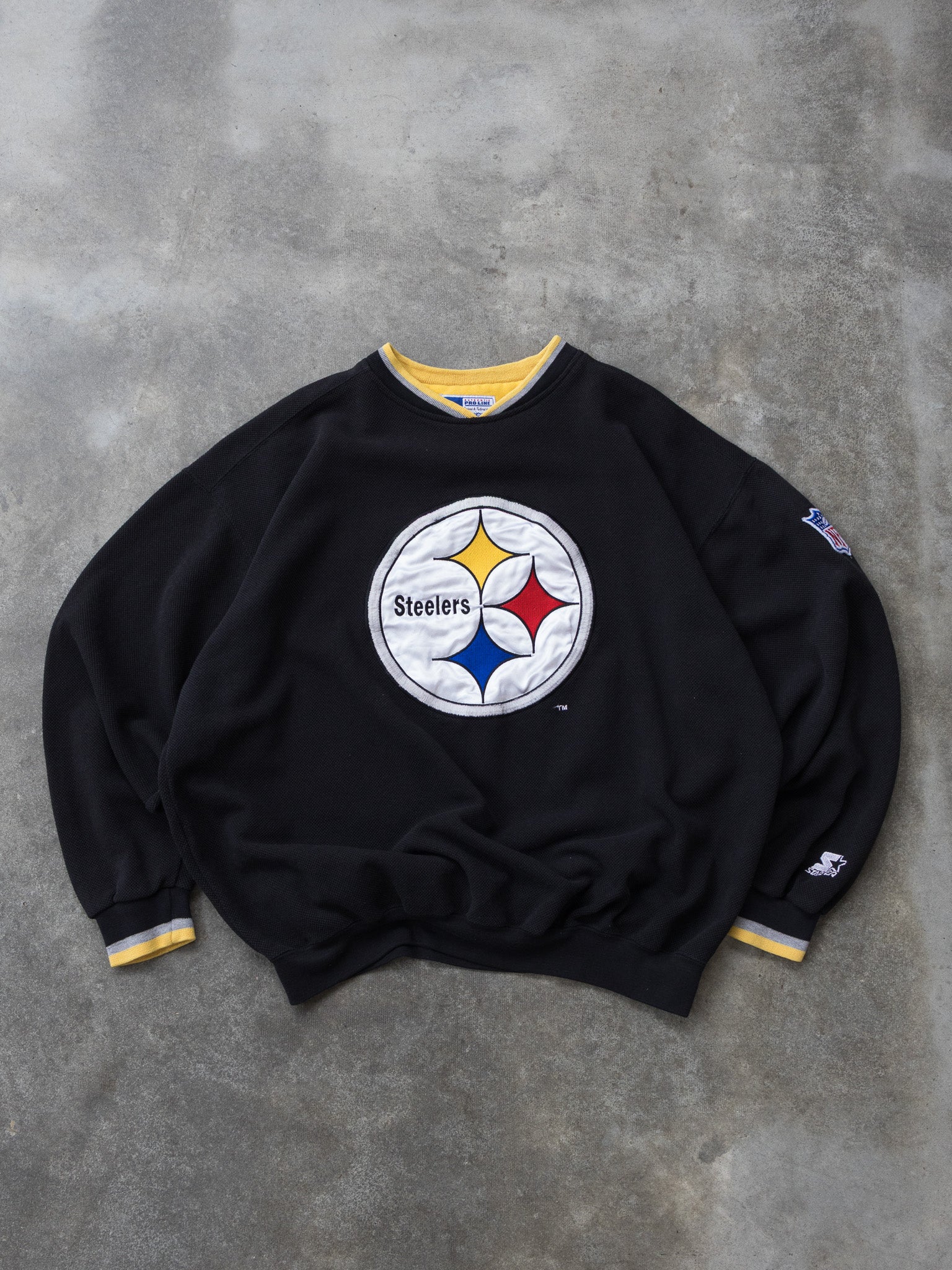 Vintage Pittsburgh Steelers Waffle Knit Sweatshirt (XL)