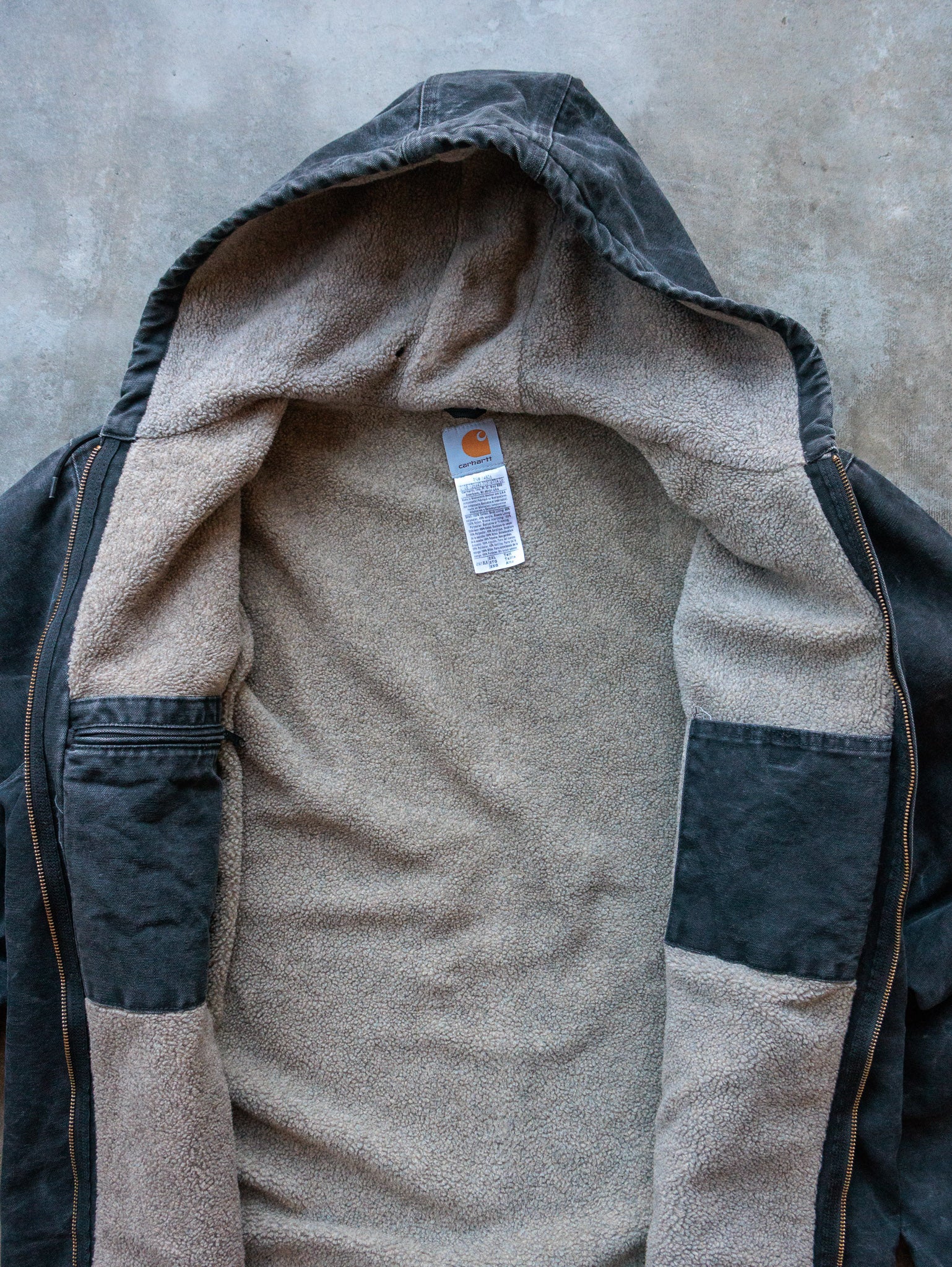 Vintage 00s Black Carhartt Sherpa Lined Sandstone Hooded Jacket (2XL)