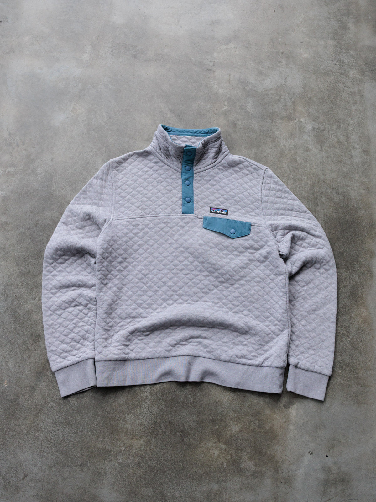 Vintage Grey Patagonia Quilted Sweatshirt (S)