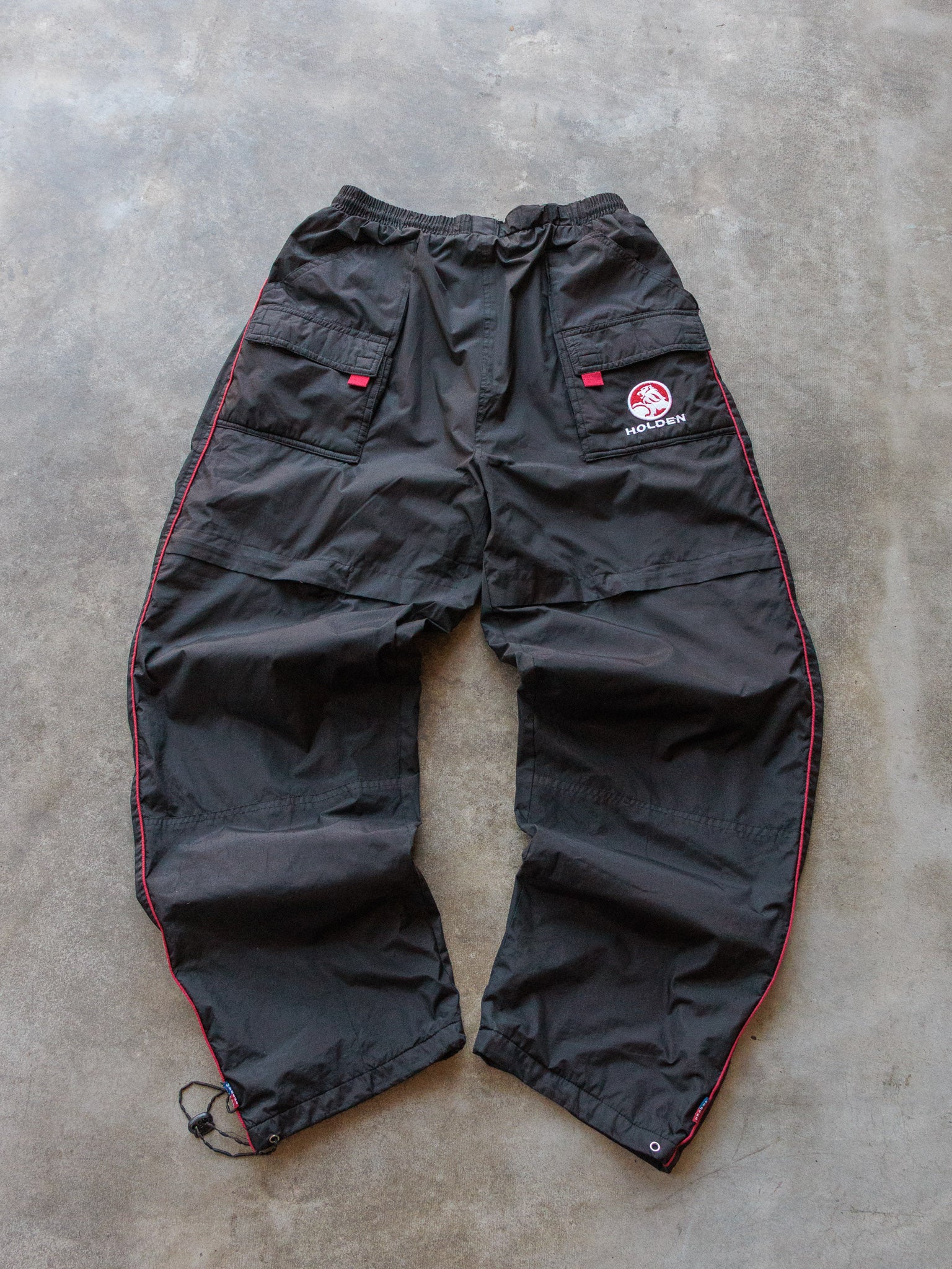 Vintage Black & Red Holden Cargo Track Pants (2XL)
