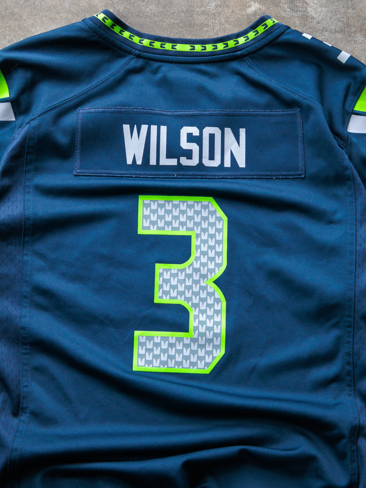 Navy Nike Russell Wilson Seattle Seahawks NFL Jersey (Women's XL)