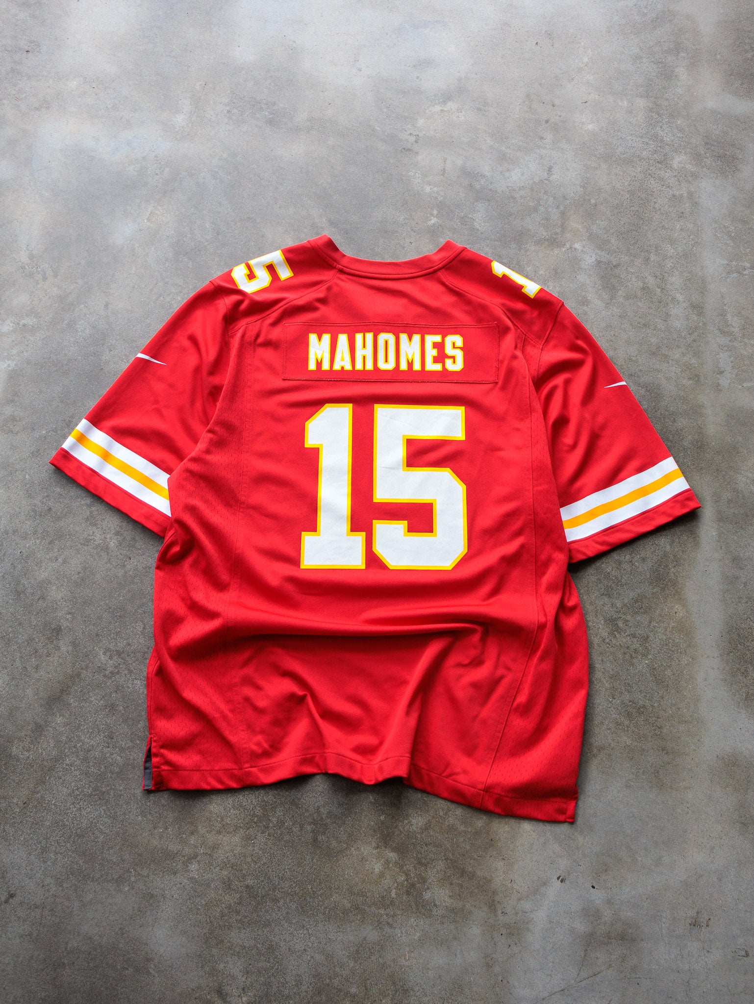Red Nike Patrick Mahomes Kansas City Chiefs NFL Jersey (XL)