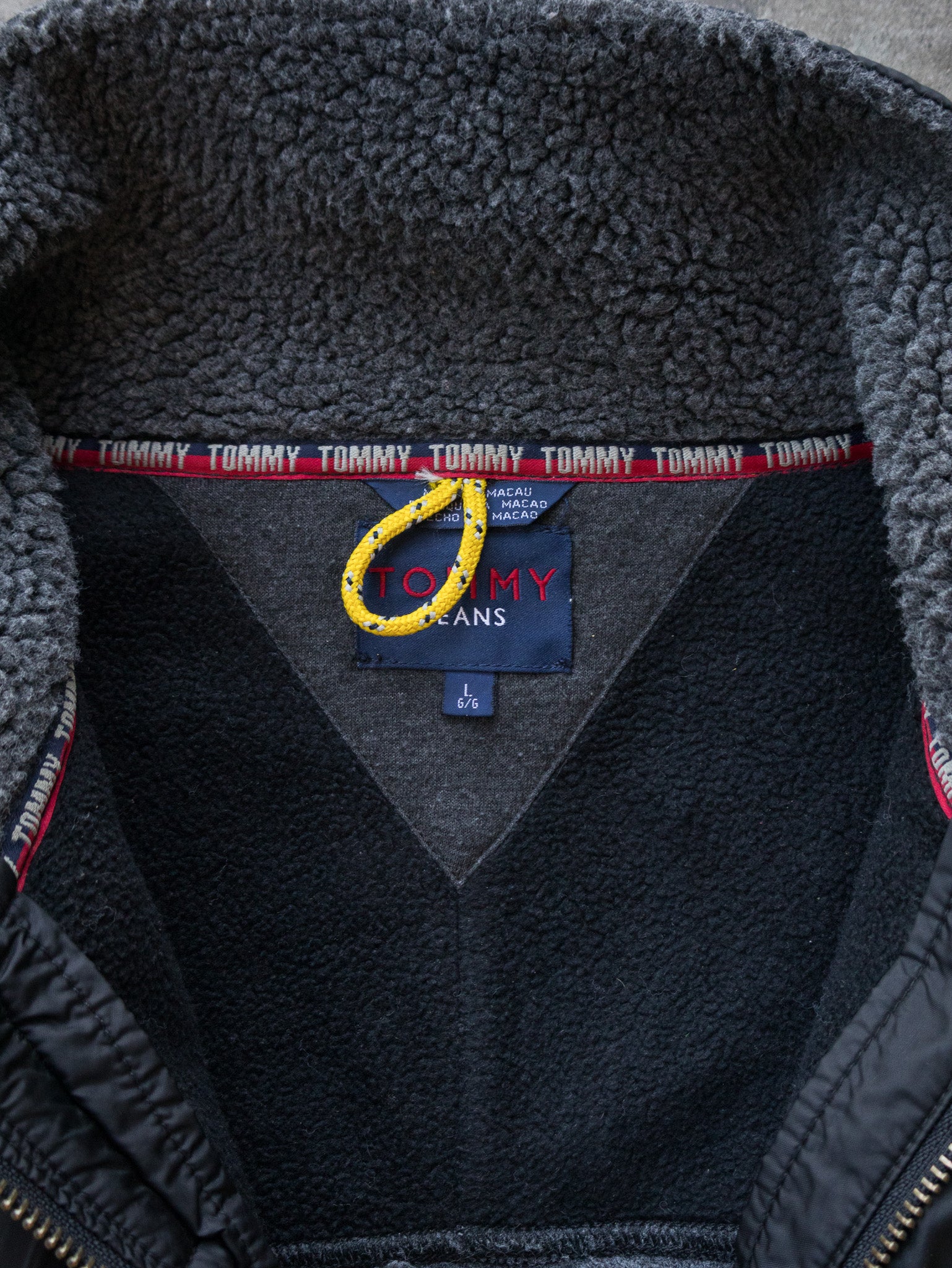 Vintage Tommy Jeans Sherpa Fleece Jacket (L)