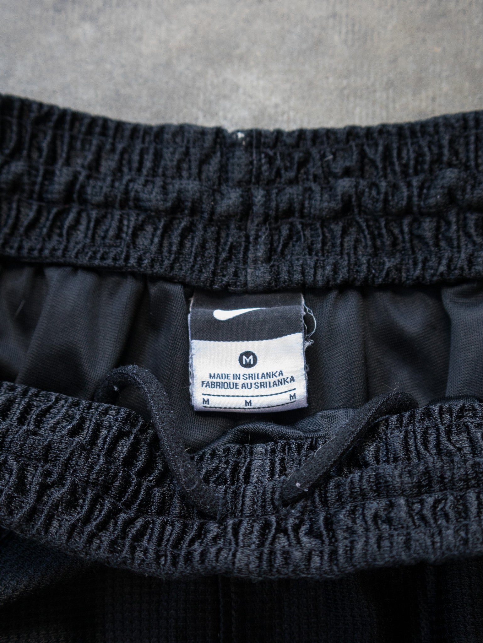 Vintage Black Nike Basketball Shorts (M)