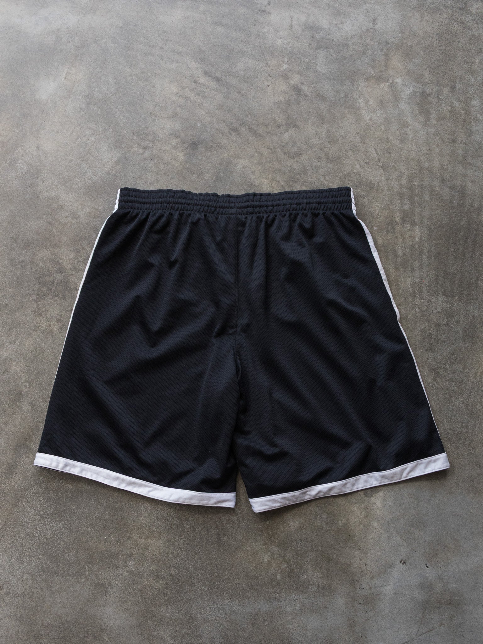 Vintage Black Nike Mesh Shorts (XL)
