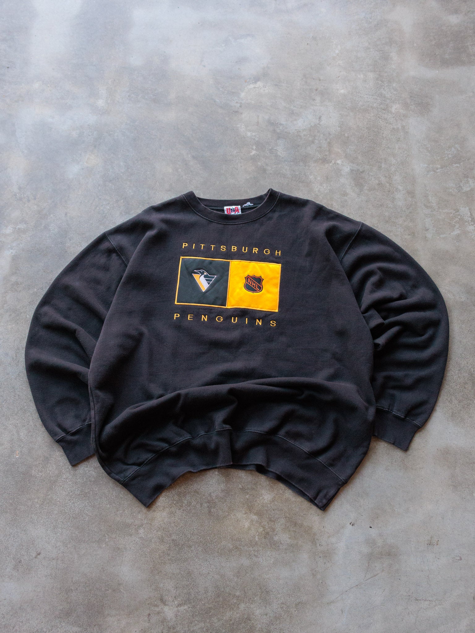Vintage 90s Pittsburgh Penguins Sweatshirt (2XL)