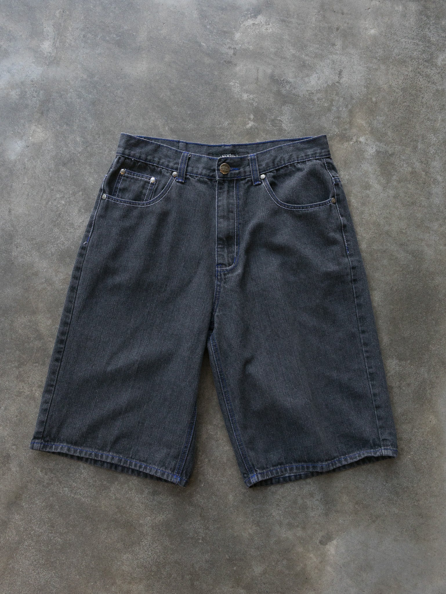Vintage Dark Wash Urban Label Denim Shorts (W34)