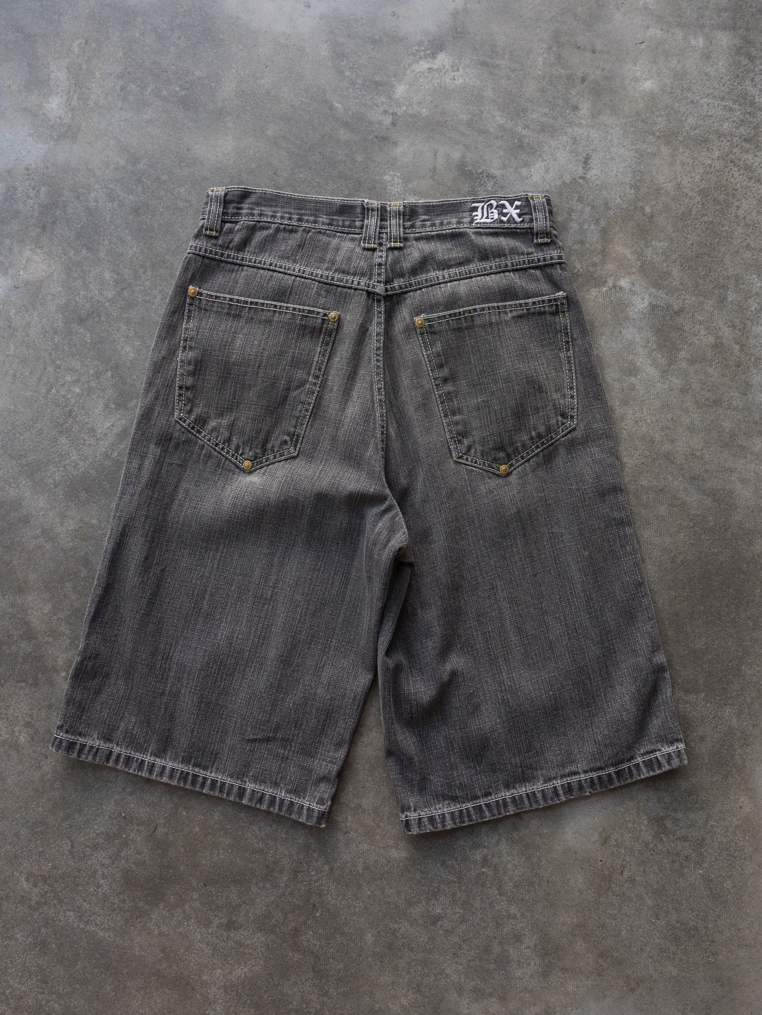 Vintage Black Brooklyn Xpress Denim Shorts (W32)