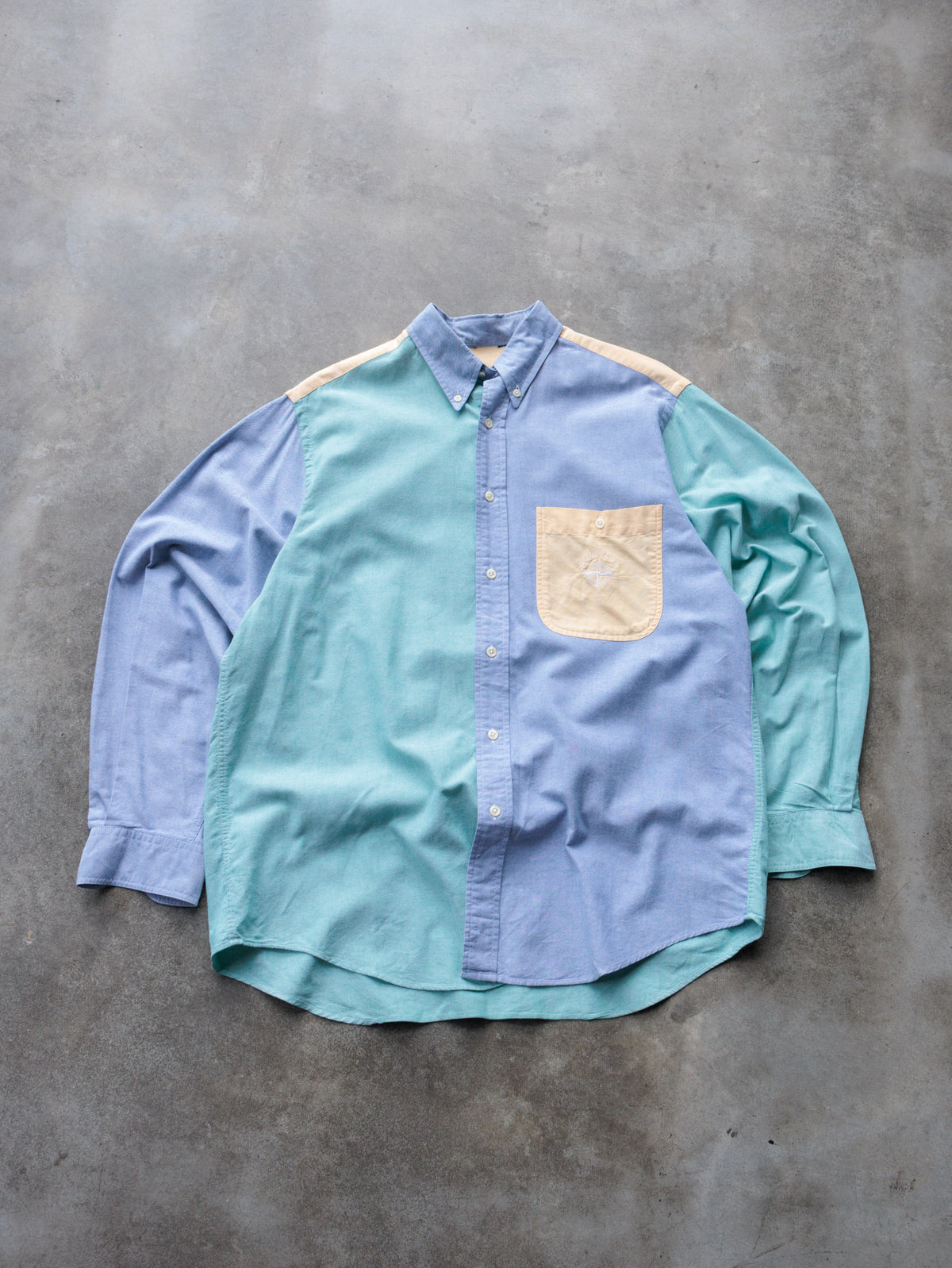Vintage 90s Blue Nautica Colourblock Shirt (-)