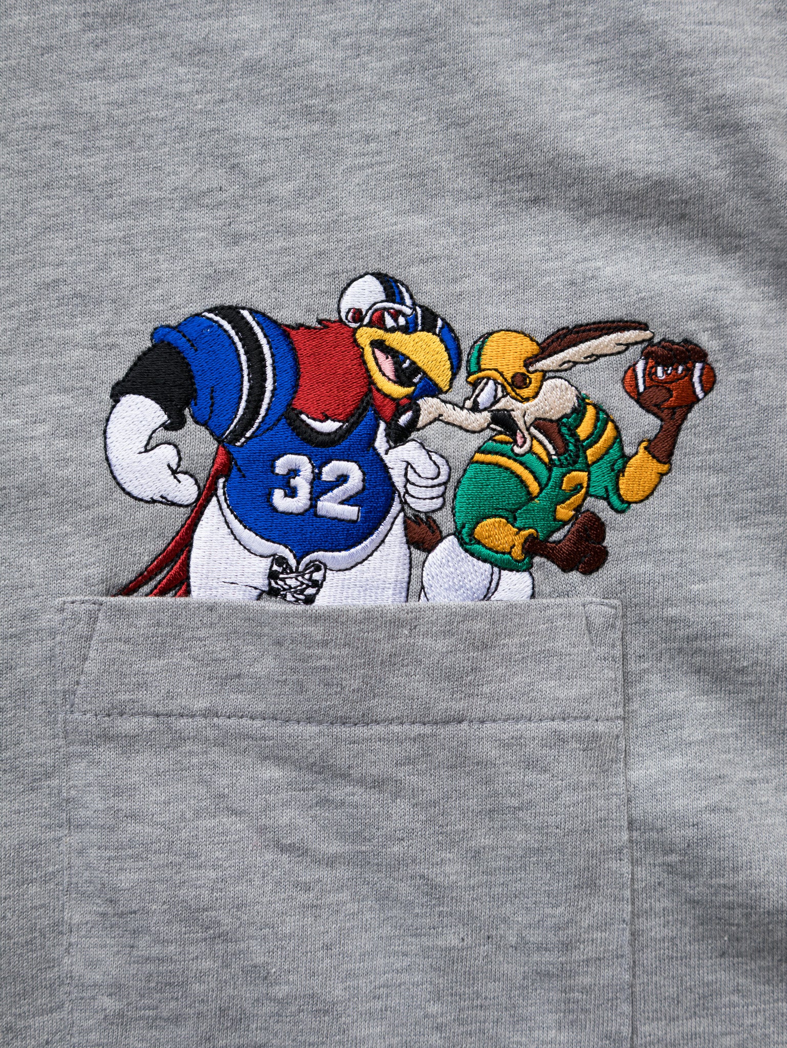 Vintage Looney Tunes Football Tee (XL)