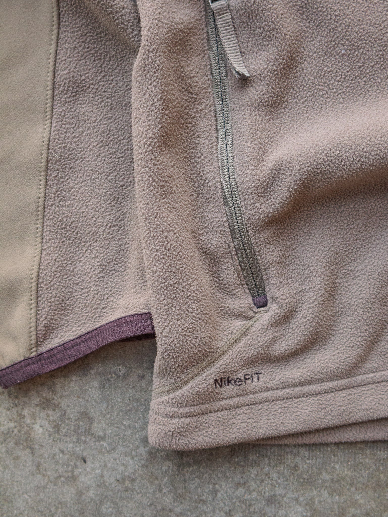 Vintage 90s Khaki Nike Fleece Jacket (L)
