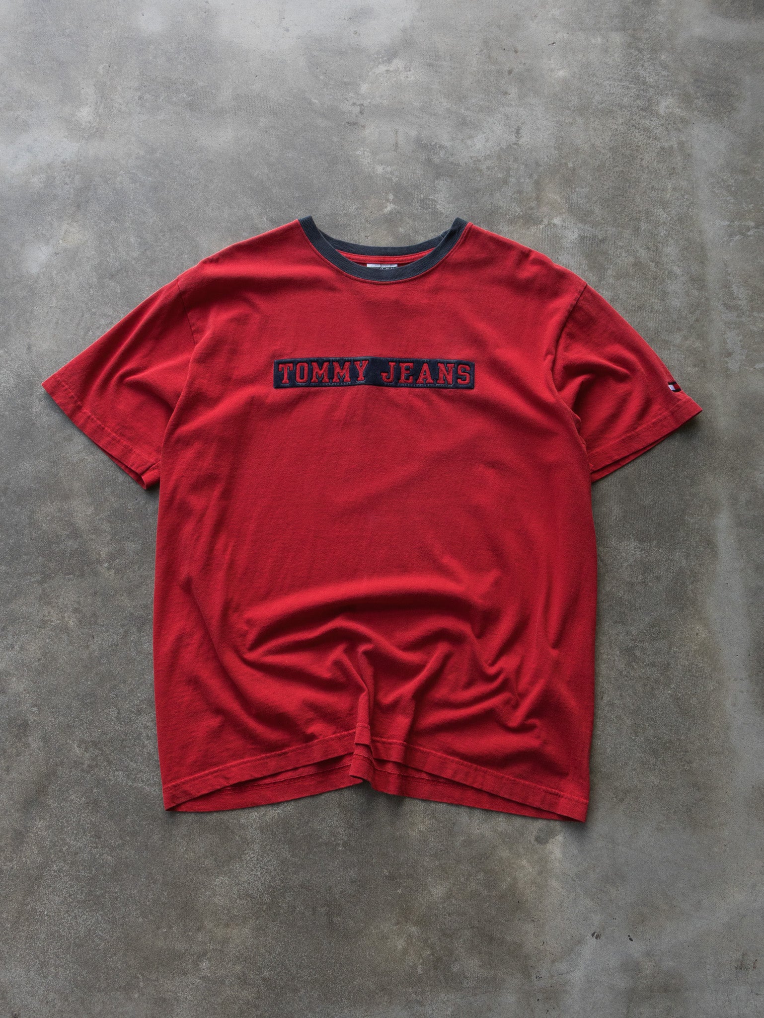 Vintage Red Tommy Jeans Tee (L)