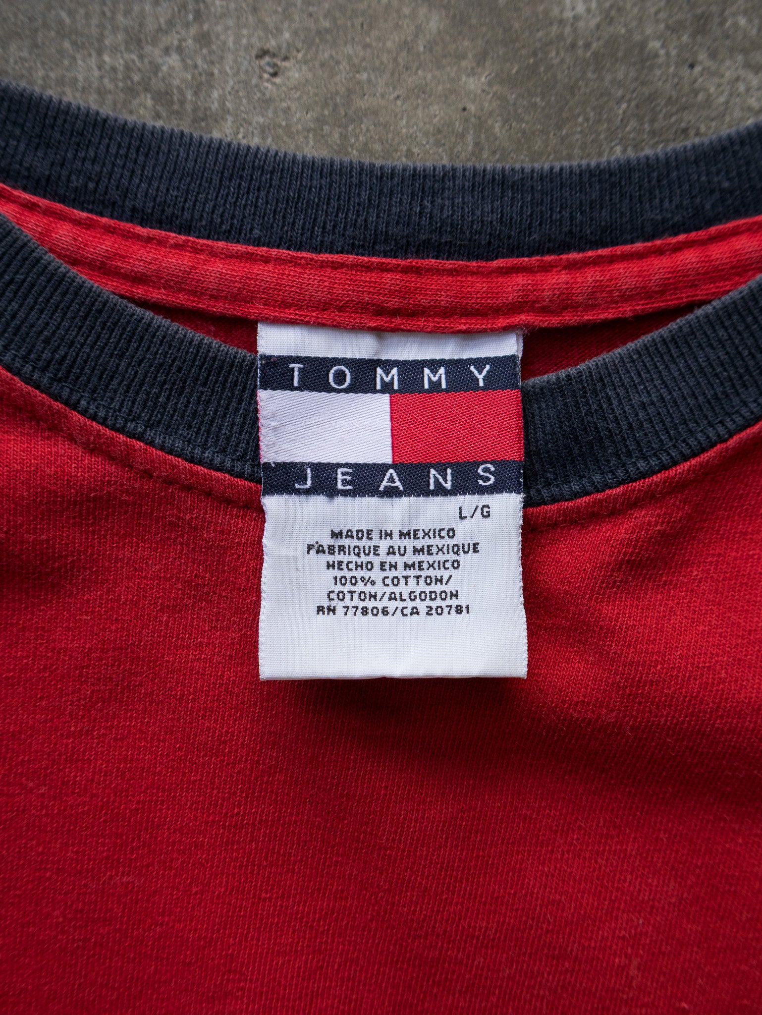 Vintage Red Tommy Jeans Tee (L)