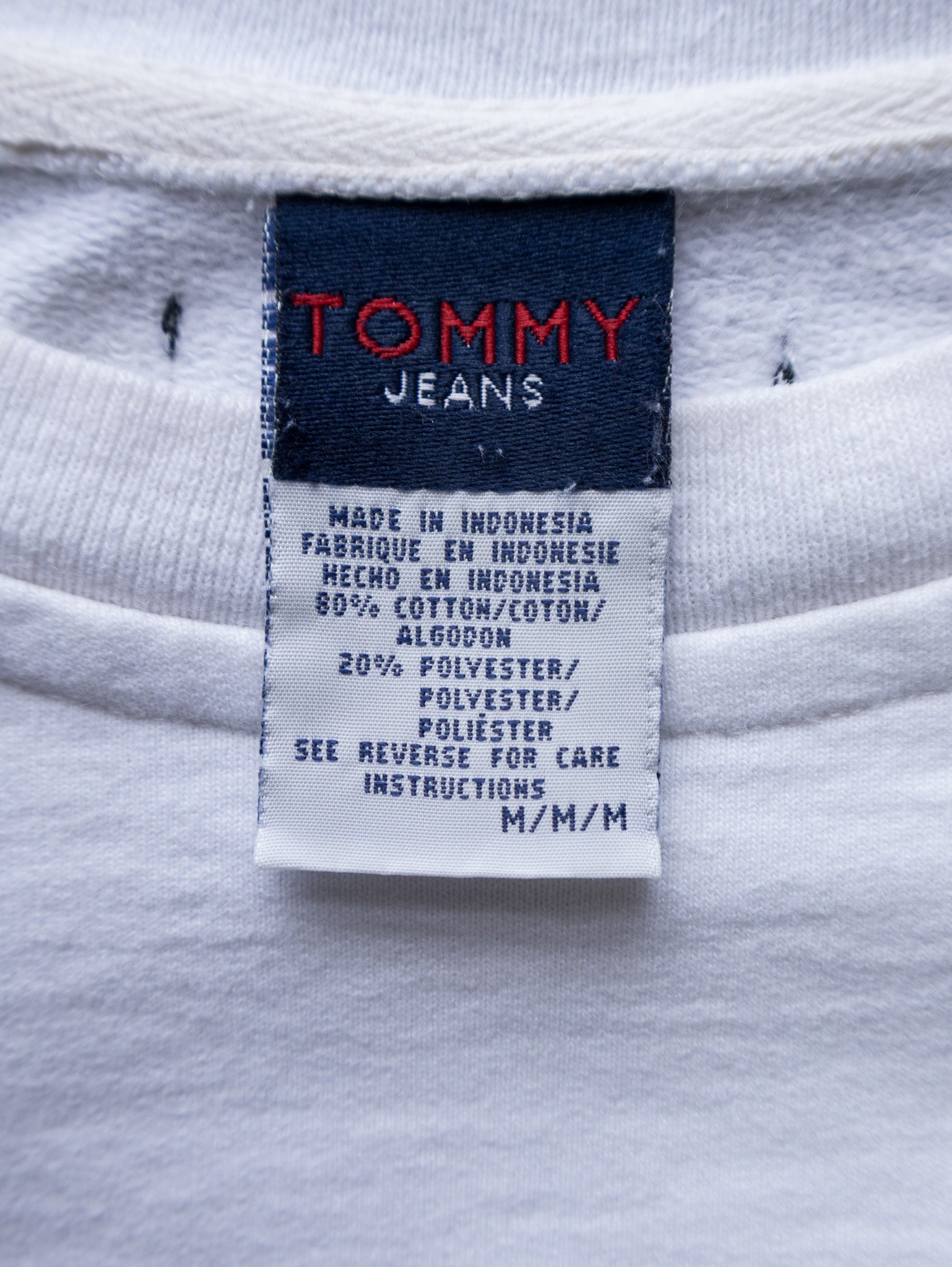 Vintage 00s White Tommy Hilfiger Spell Out Long Sleeve (M)