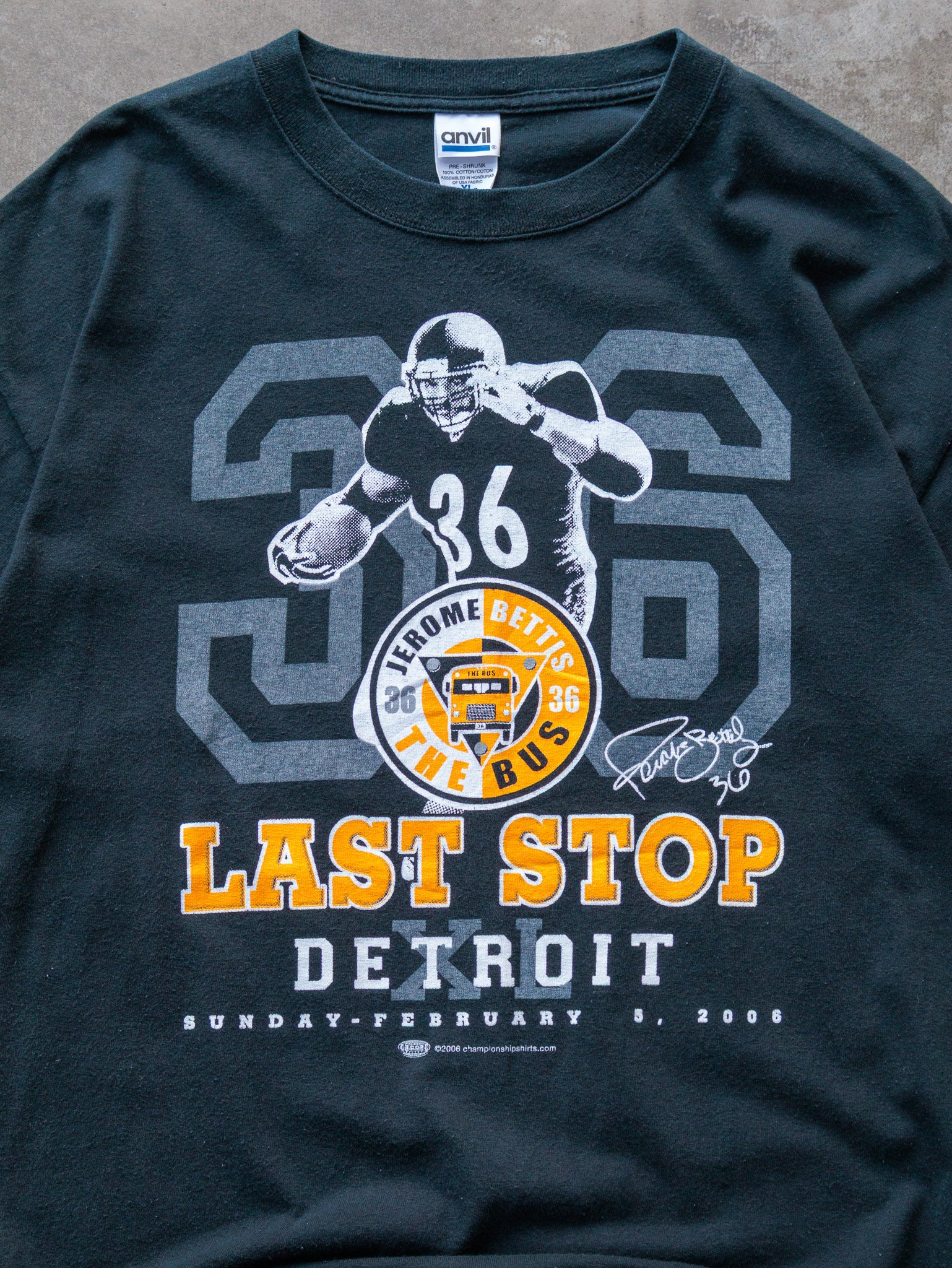 Vintage 2006 Black Pittsburgh Steelers Jerome Bettis "The Bus" Tee (XL)