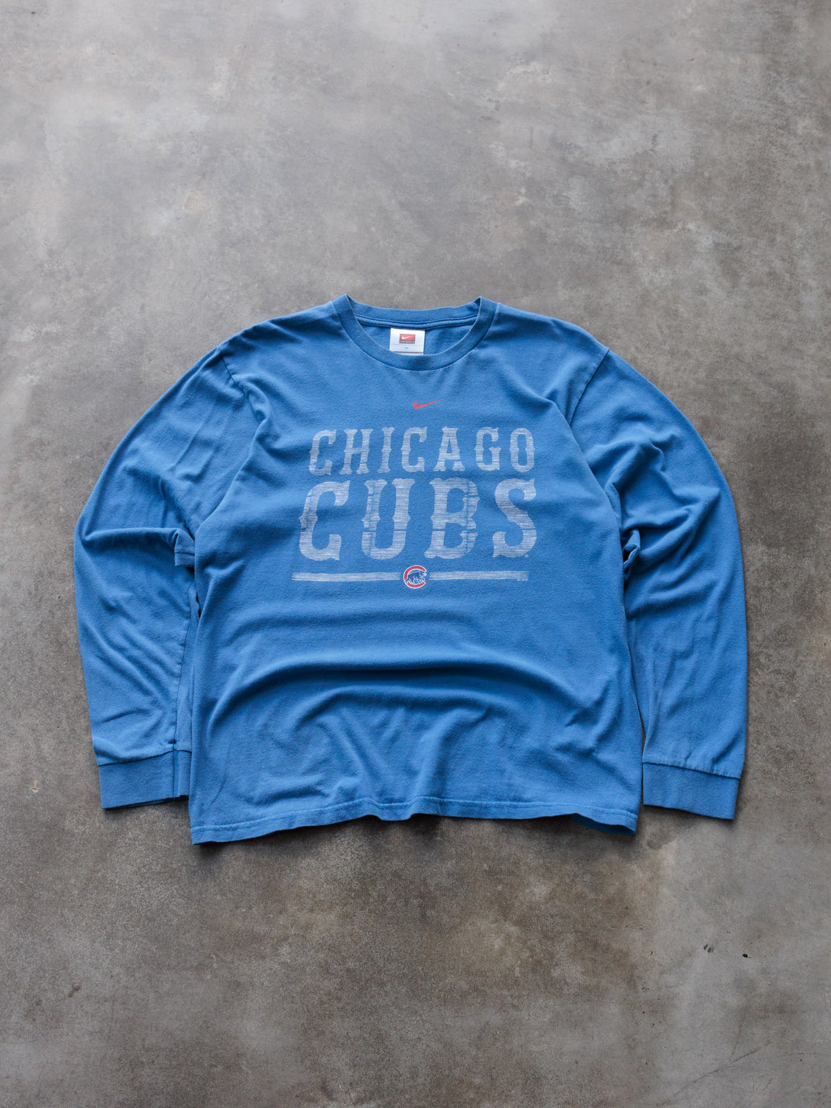 Vintage 00s Blue Nike Chicago Cubs Long Sleeve Tee (M)