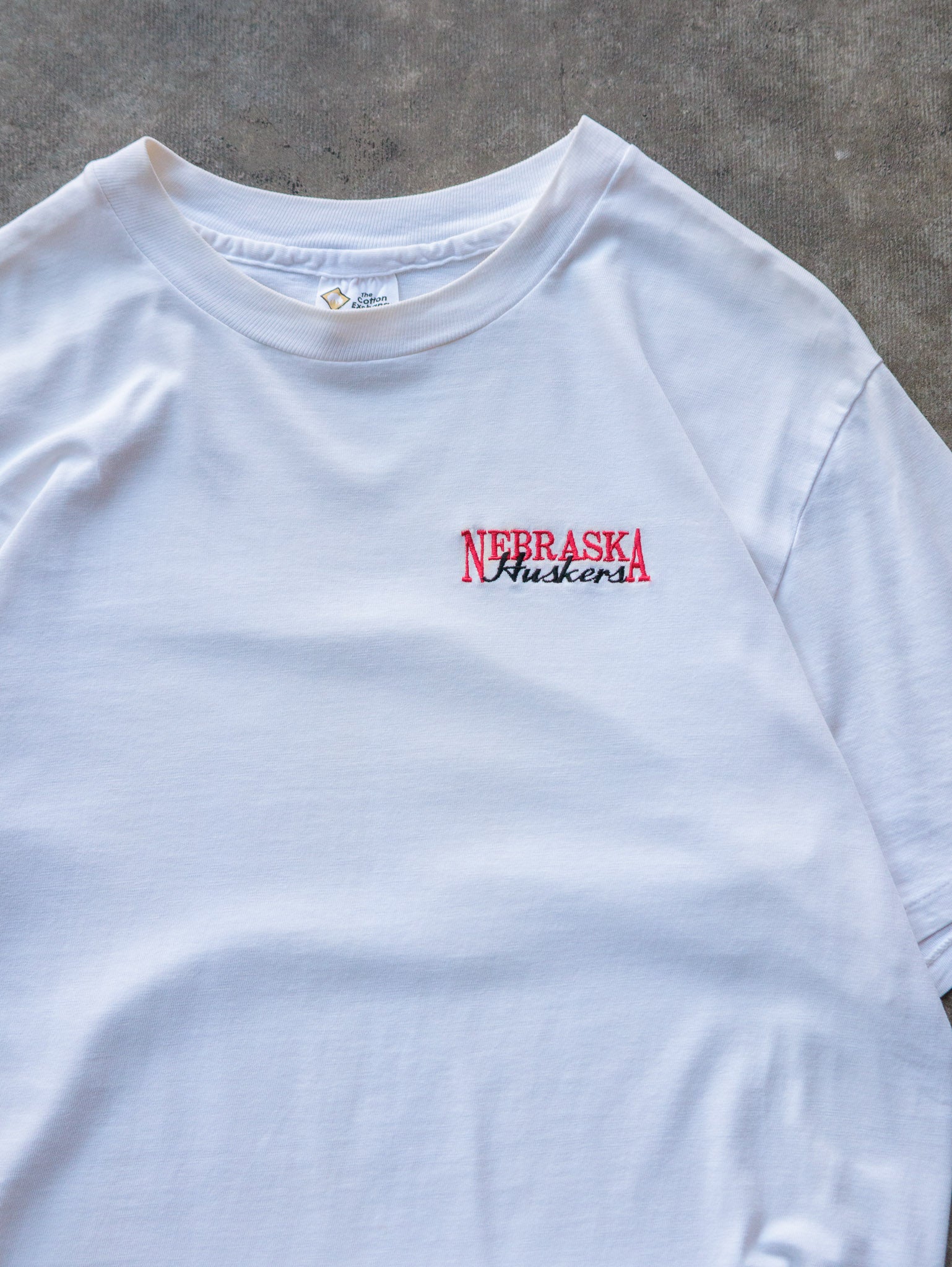 Vintage 90s White Nebraska Huskers Tee (L)