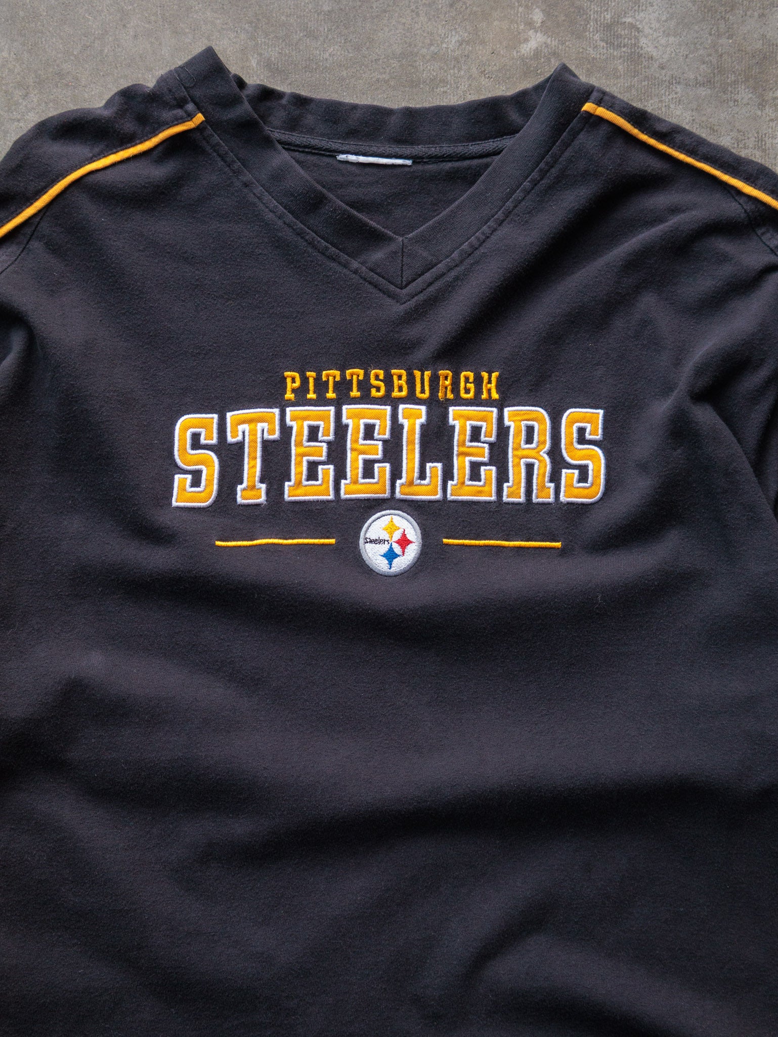 Vintage 00s Black & Yellow Pittsburgh Steelers Long Sleeve (2XL)