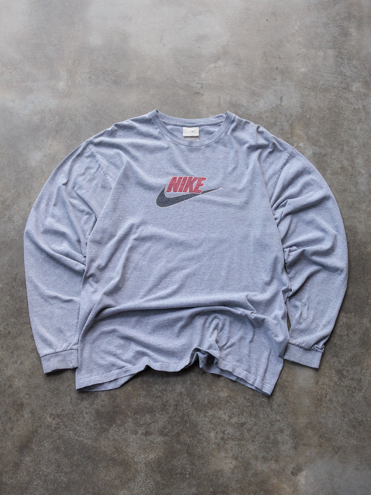 Vintage 00s Grey Nike Logo Long Sleeve (L)