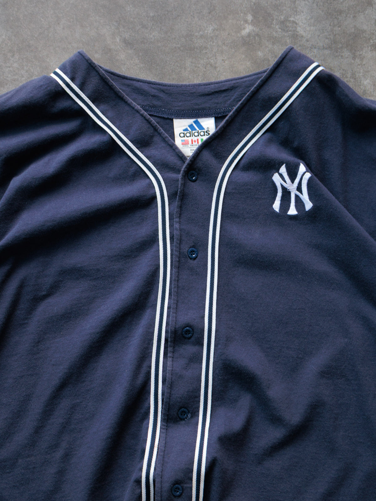 Vintage 00s Navy Adidas New York Yankees Jersey (L)
