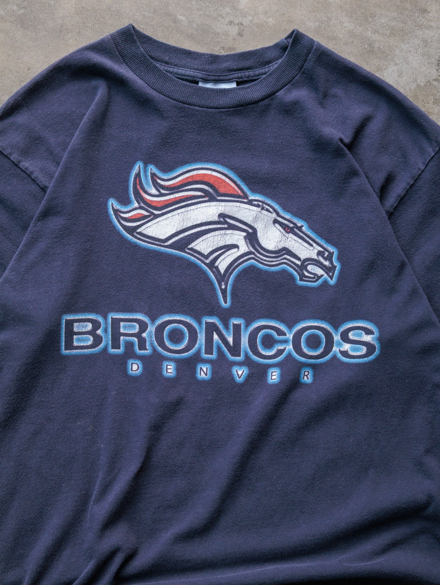 Vintage 90s Navy Denver Broncos Tee (L)