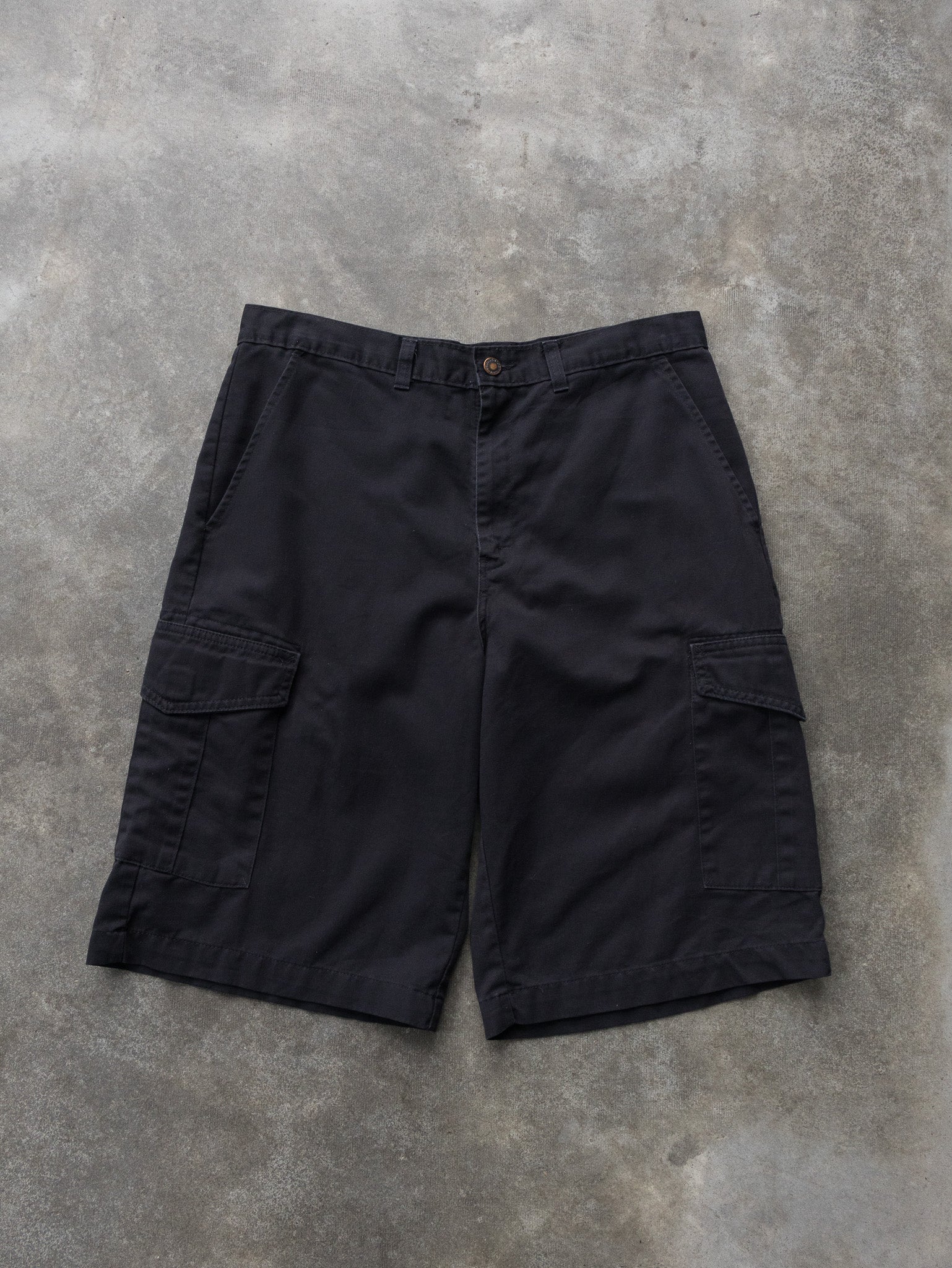 Vintage Black Dickies Cargo Shorts (W34)
