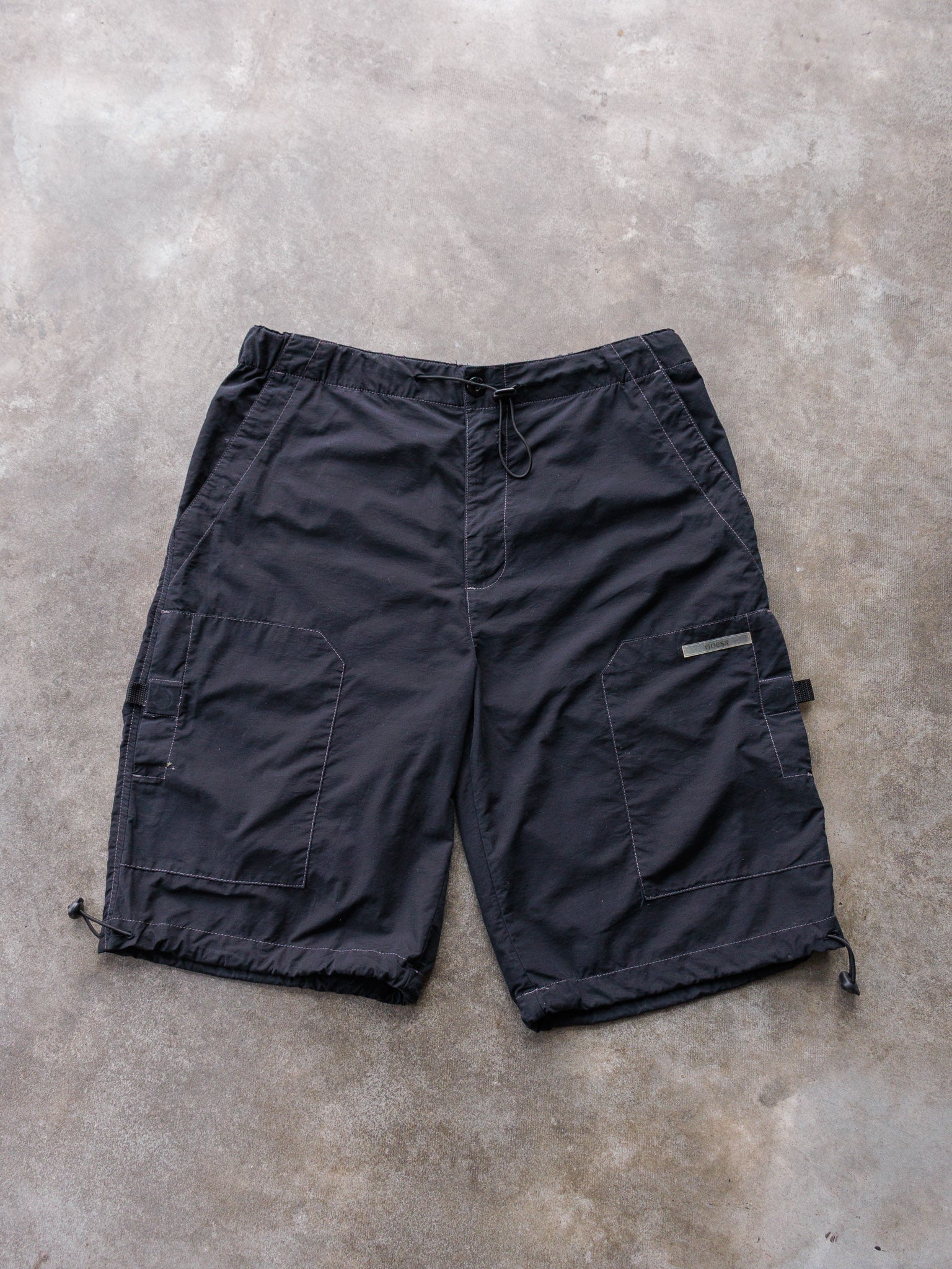 Vintage 00s Black Guess Cargo Shorts (M)