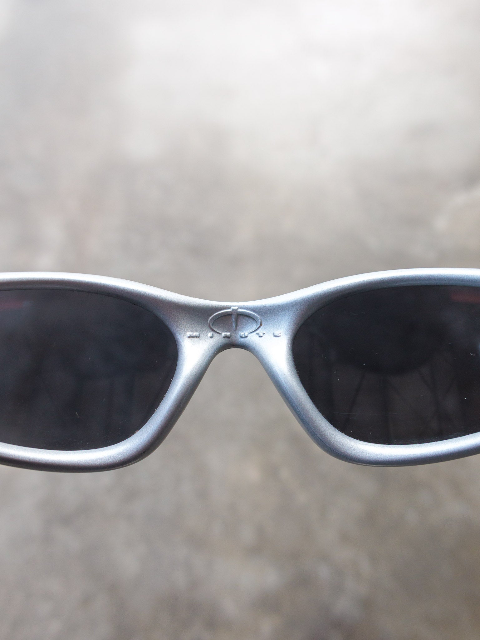Vintage 2003 Silver Oakley Minute Gen 2 Ducati Sunglasses