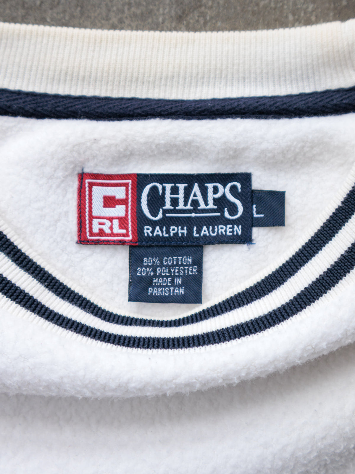 Vintage 90s White Chaps Ralph Lauren Fleece Sweatshirt (L)