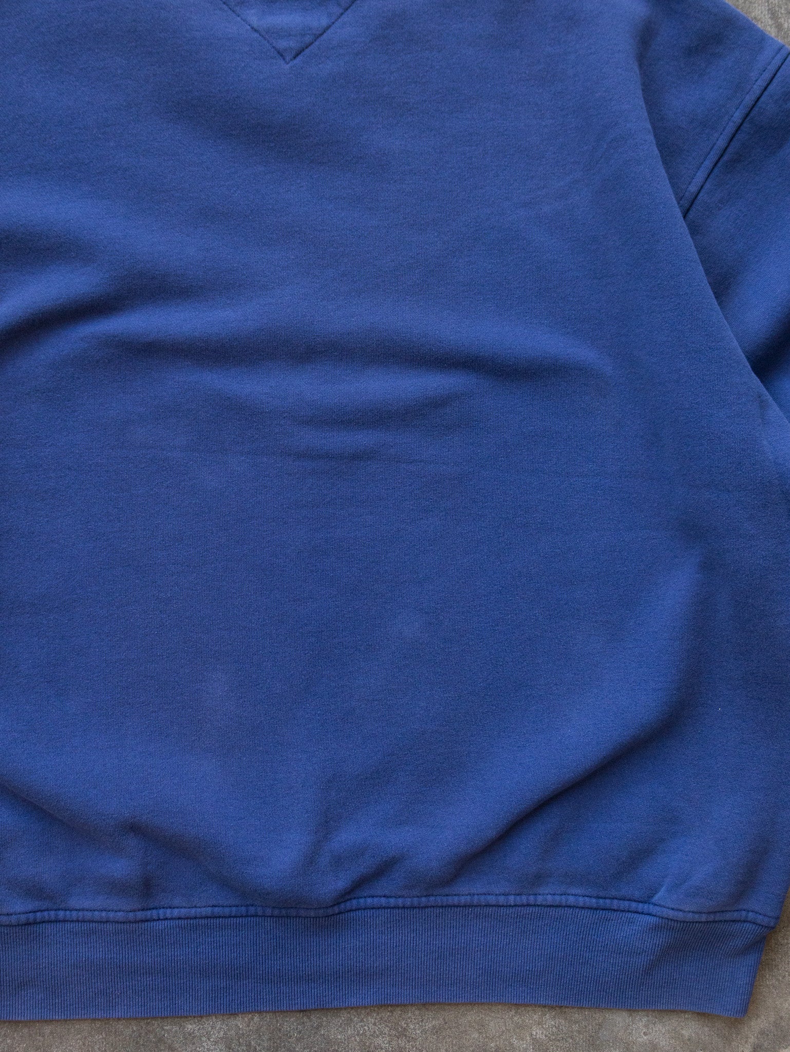 Vintage 90s Navy Tommy Hilfiger Sweatshirt (L)