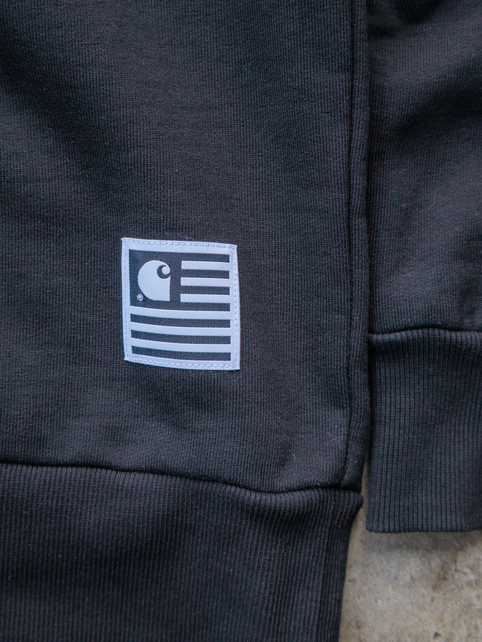 Vintage Black Carhartt Graphic Sweatshirt (L)