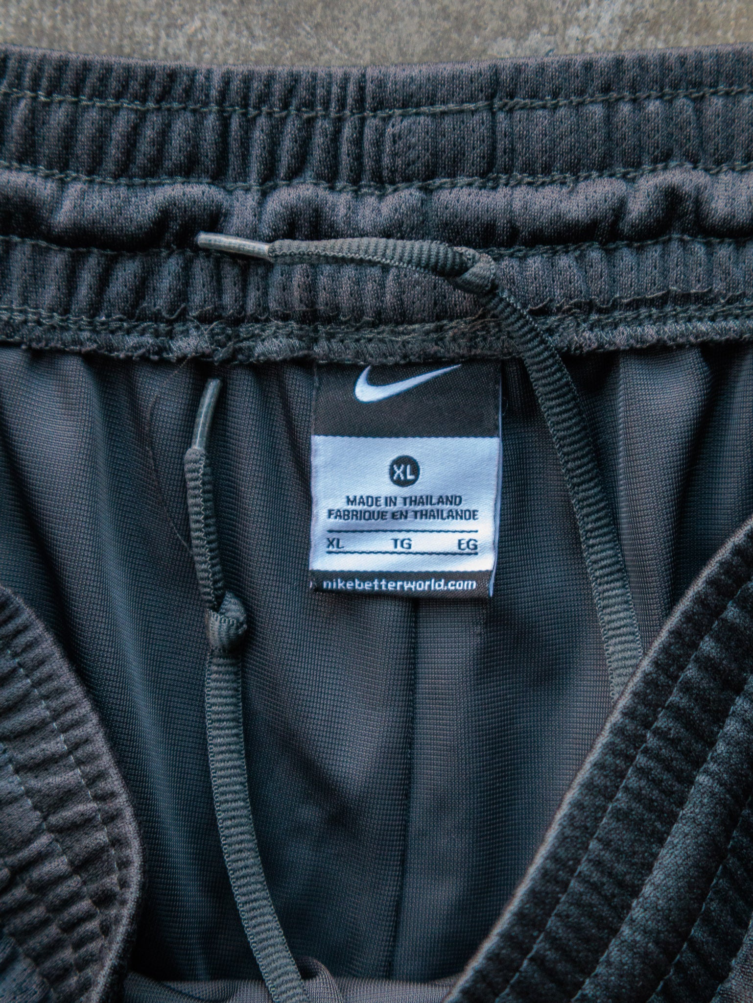 Vintage Grey & Black Nike Shorts (XL)