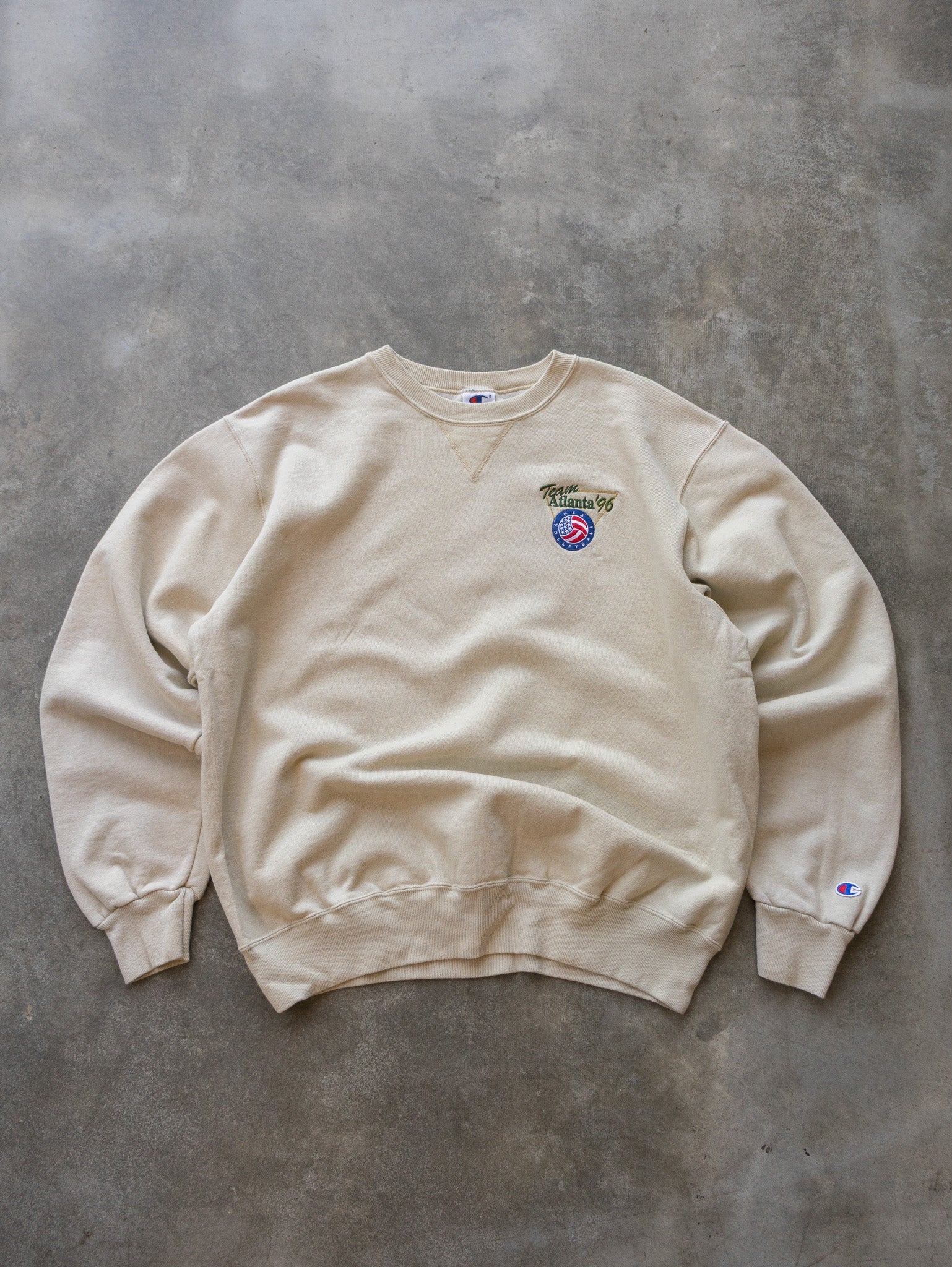 Vintage 1996 Oatmeal Champion Team Atlanta USA Volleyball Sweatshirt (XL)