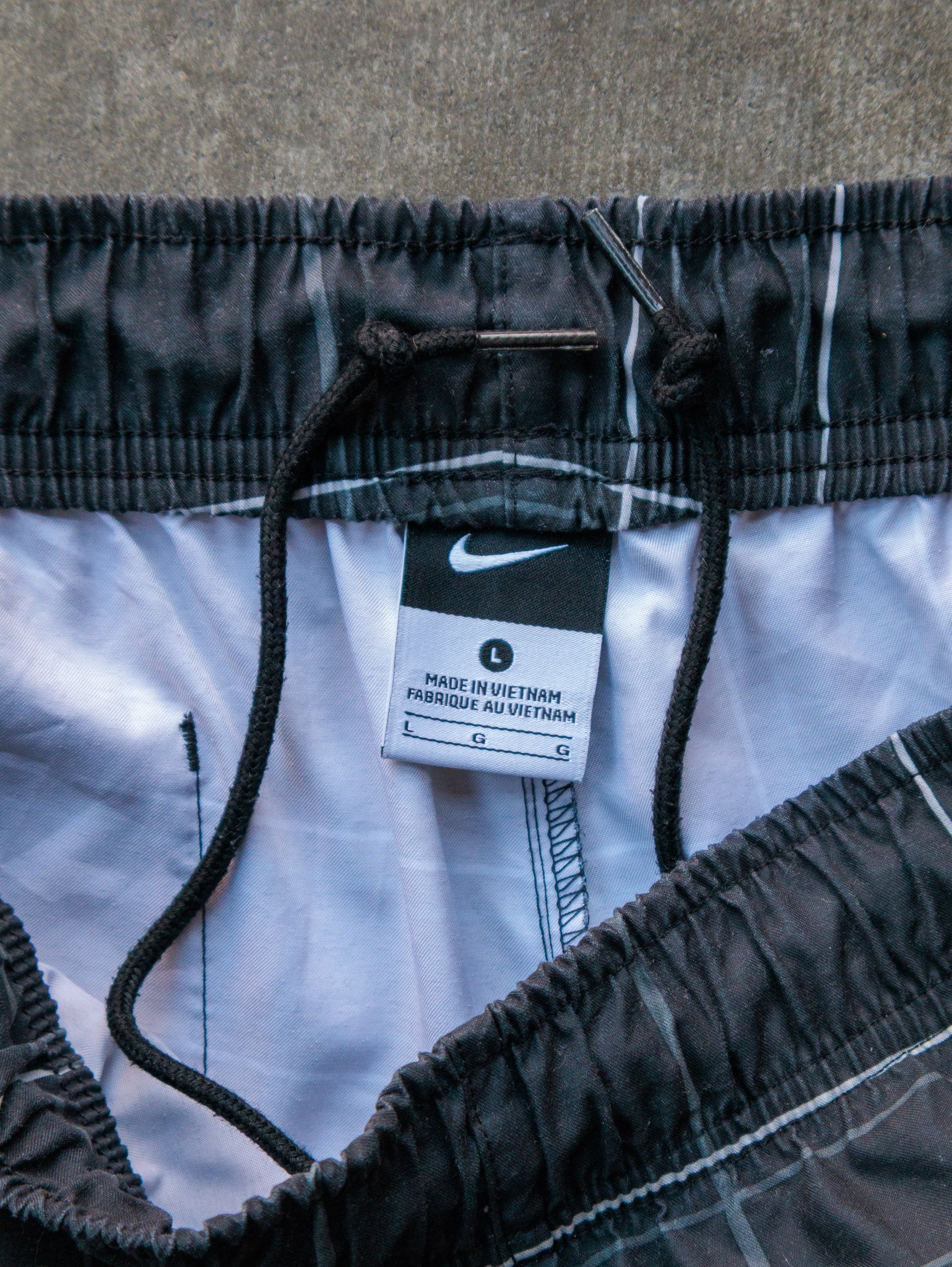 Vintage Black Plaid Nike Swim Shorts (L)
