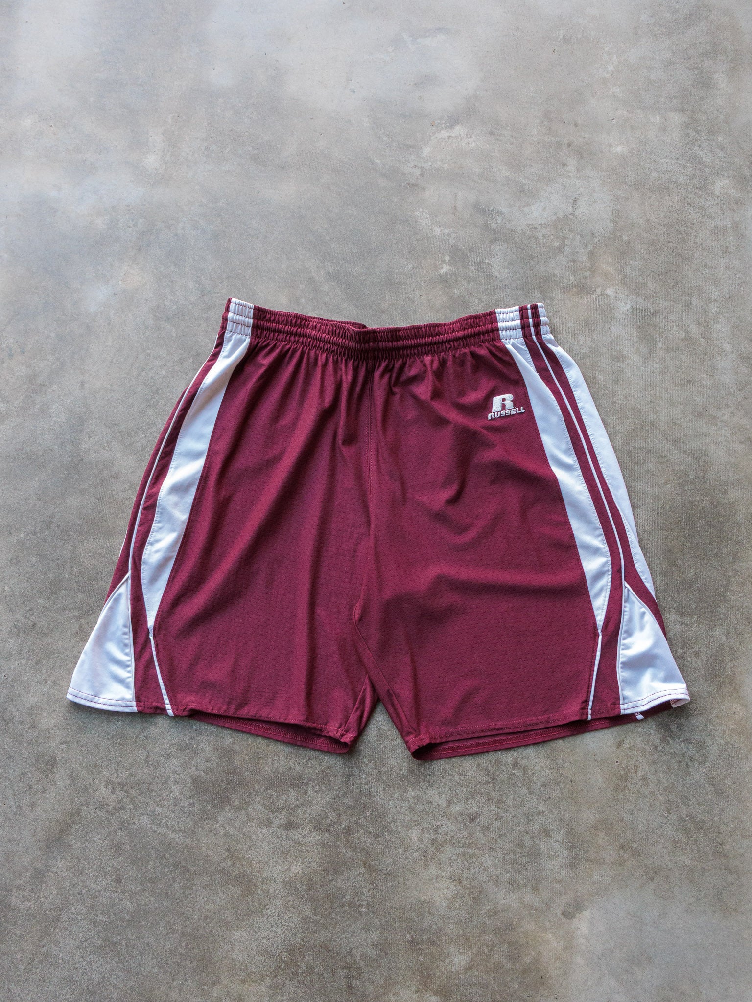 Vintage 00s Maroon Russell Athletic Basketball Shorts (L)