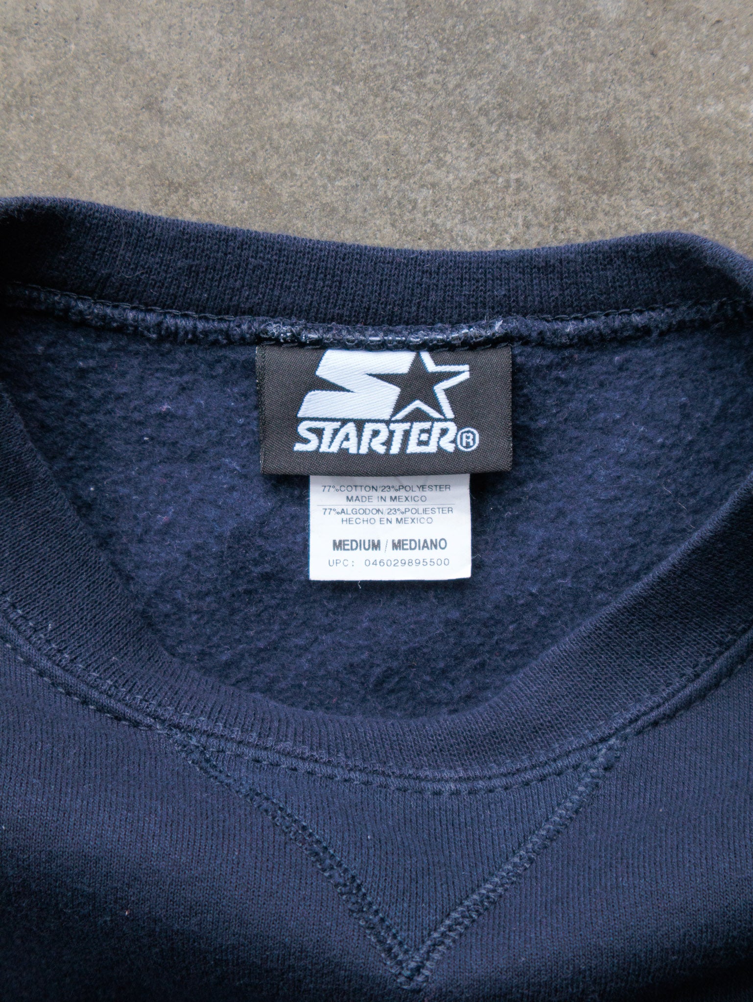 Vintage 00s Navy Starter Sweatshirt (M)