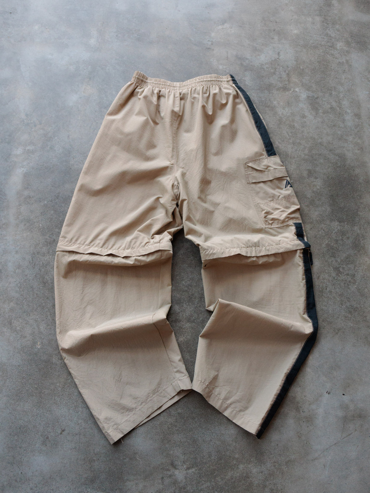 Vintage Beige Convertible Cargo Track Pants (M)