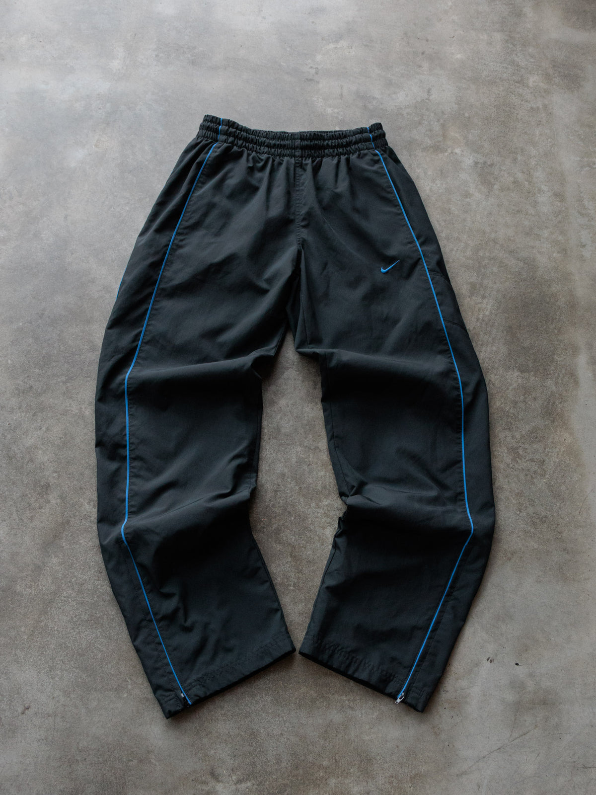 Vintage 00s Black Nike Track Pants (S)