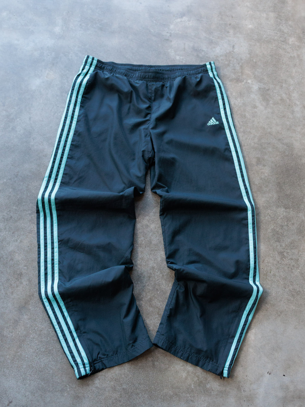 Vintage 00s Black Adidas Track Pants (Women's M)