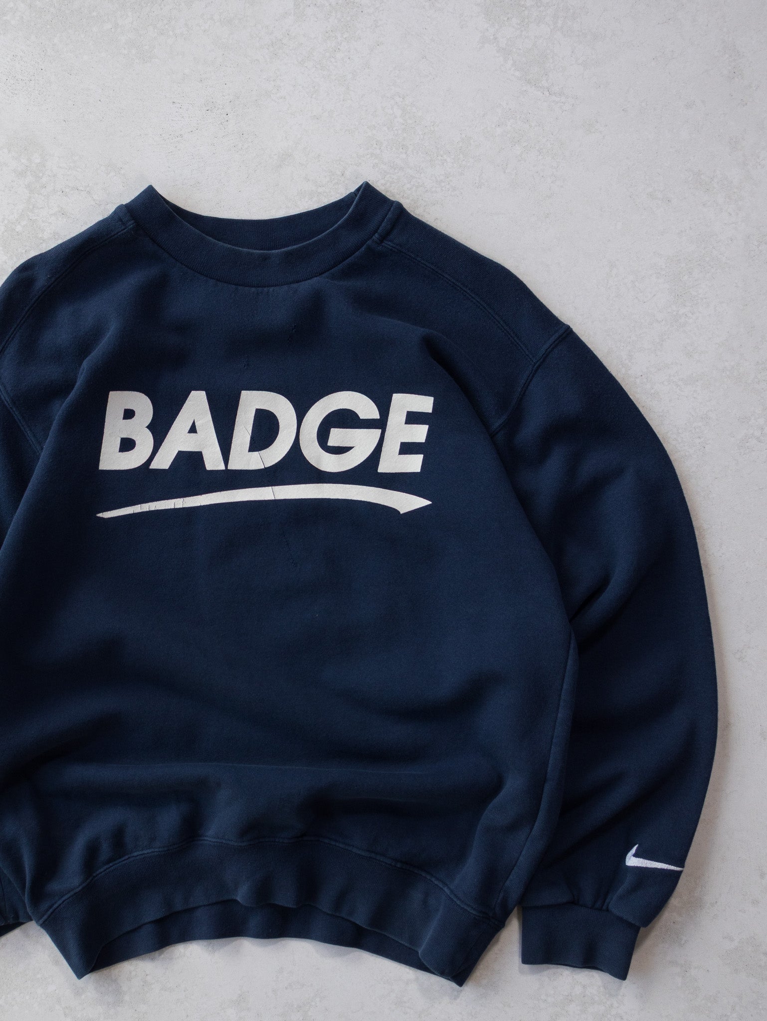 Vintage Nike Badge Sweatshirt (M)