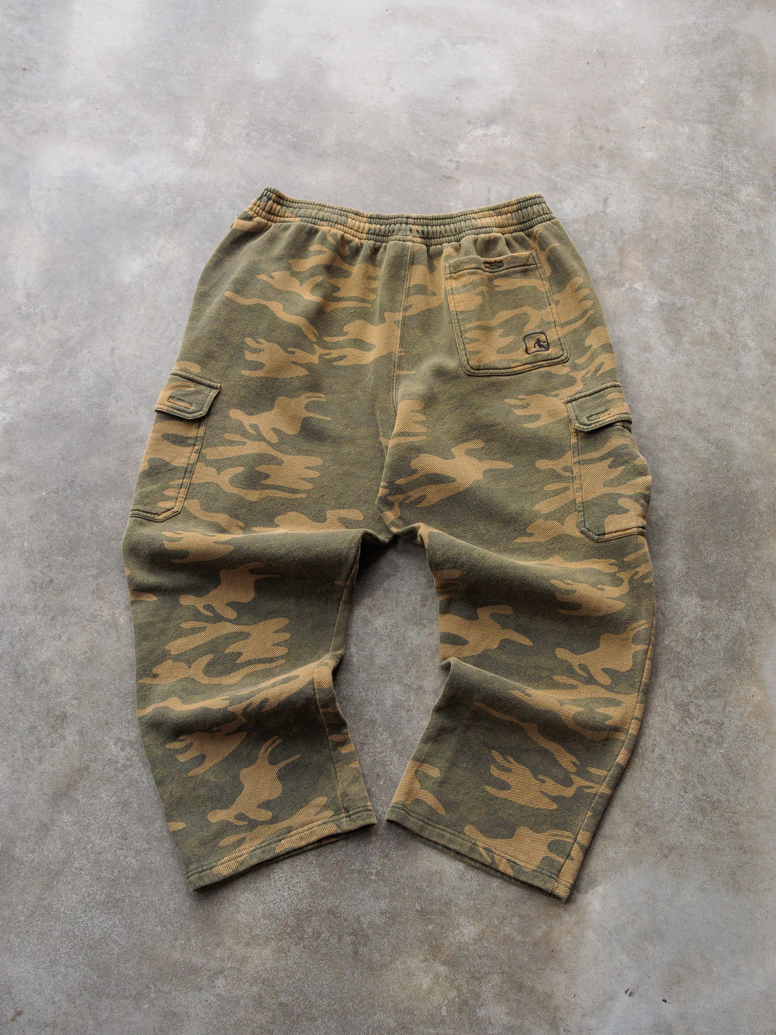 Camo AND1 Fleece Cargo Sweatpants (XL)