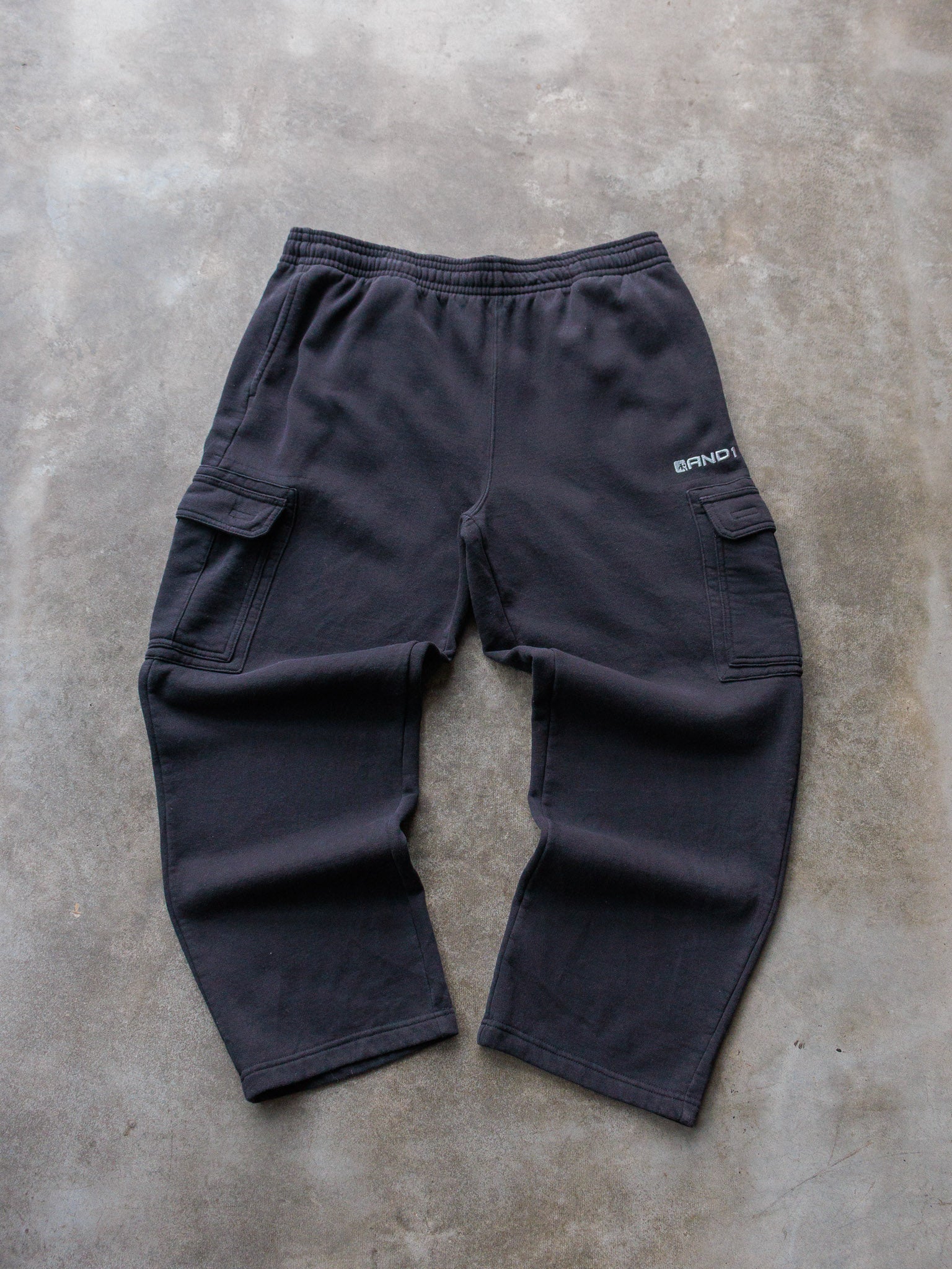 Vintage Black AND1 Cargo Sweatpants (XL)