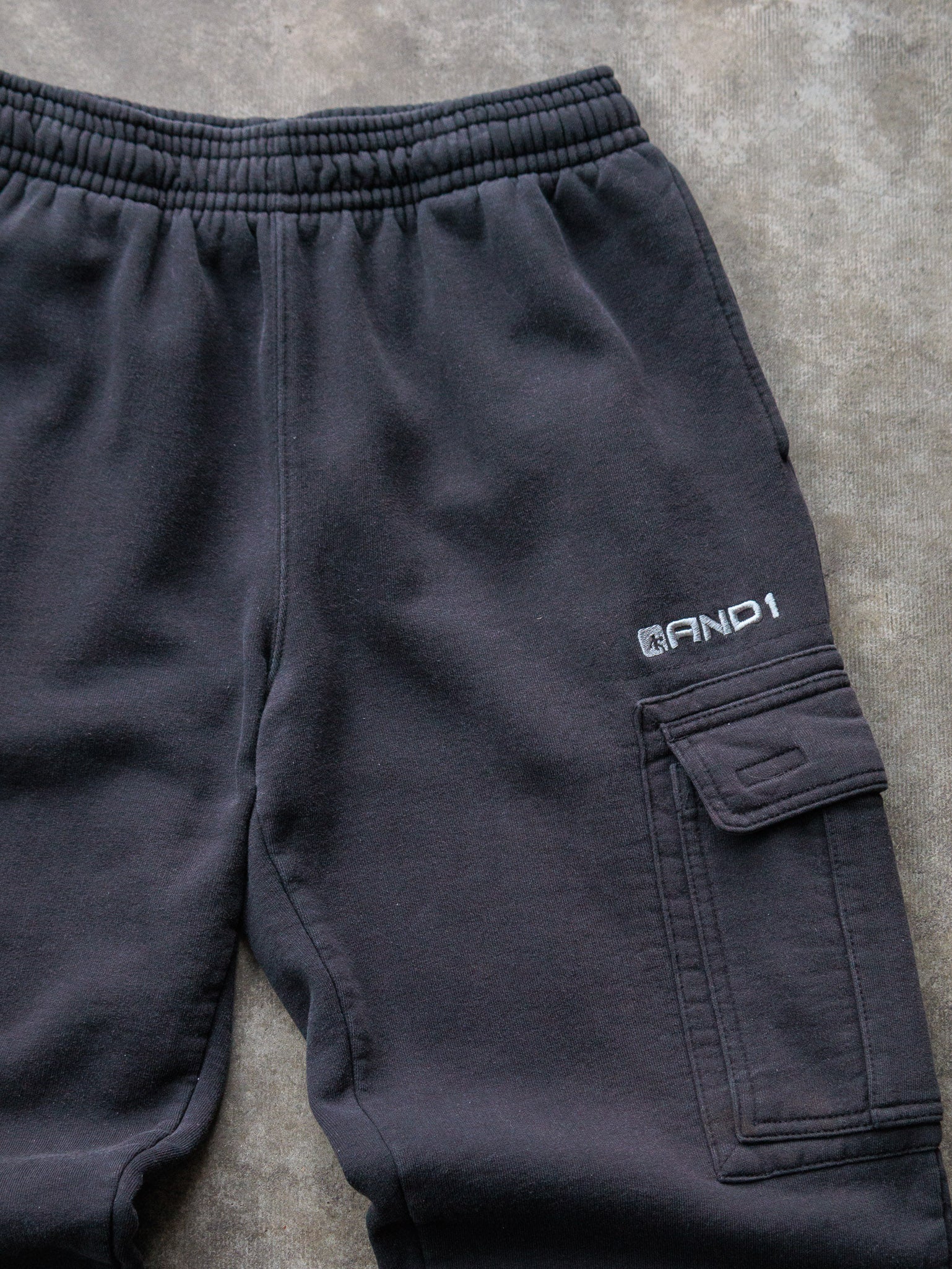 Vintage 00s Black AND1 Cargo Sweatpants (M)