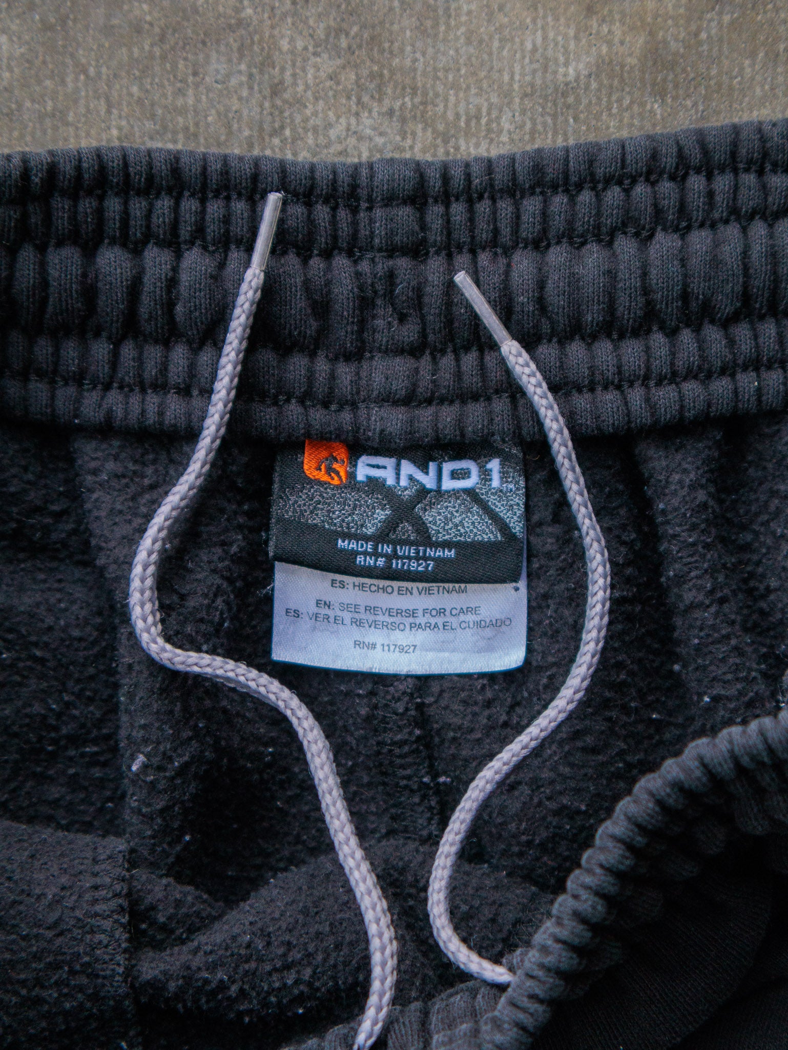 Vintage 00s Black AND1 Cargo Sweatpants (M)
