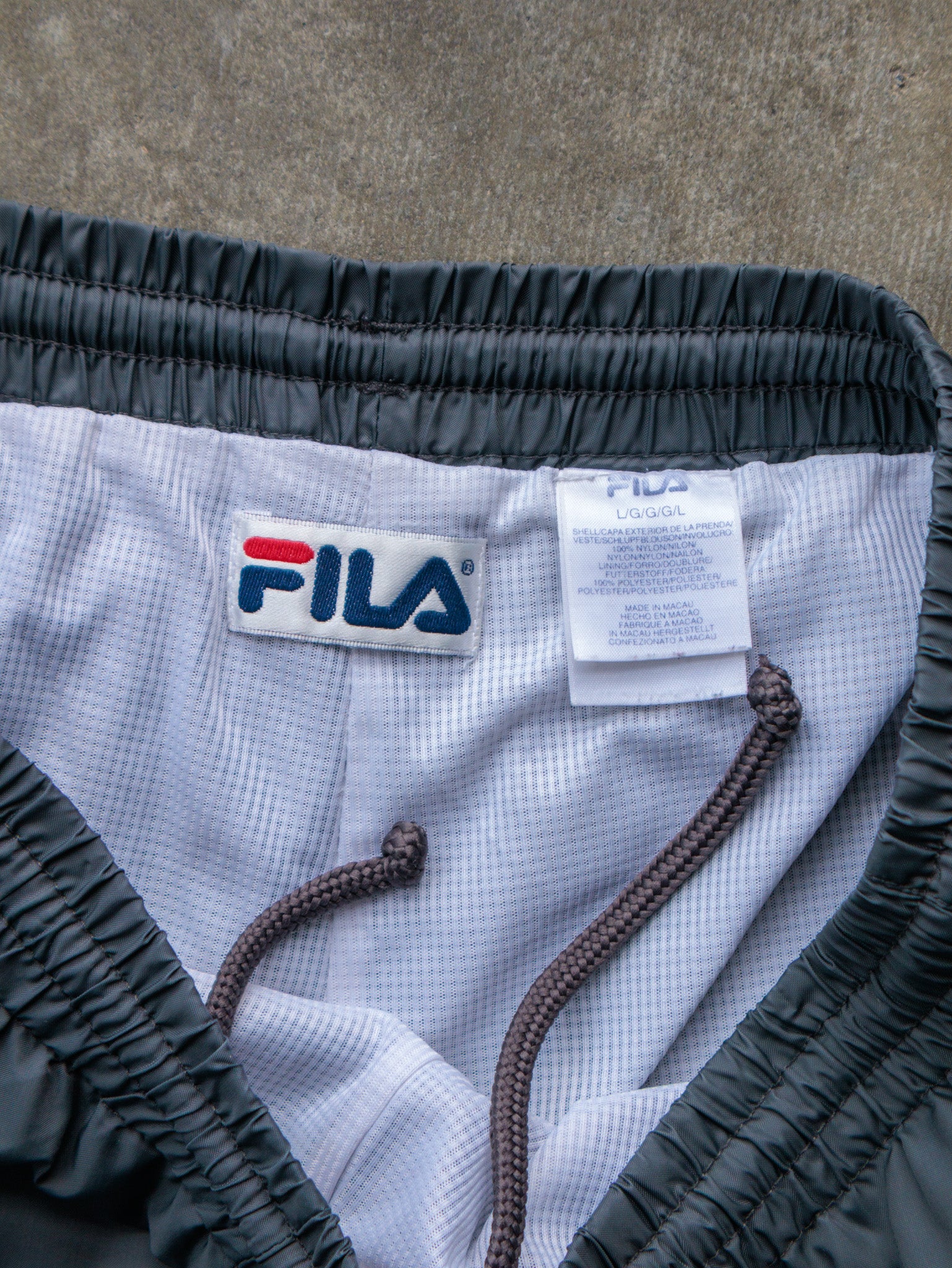 Vintage 00s Grey Fila Track Pants (L)